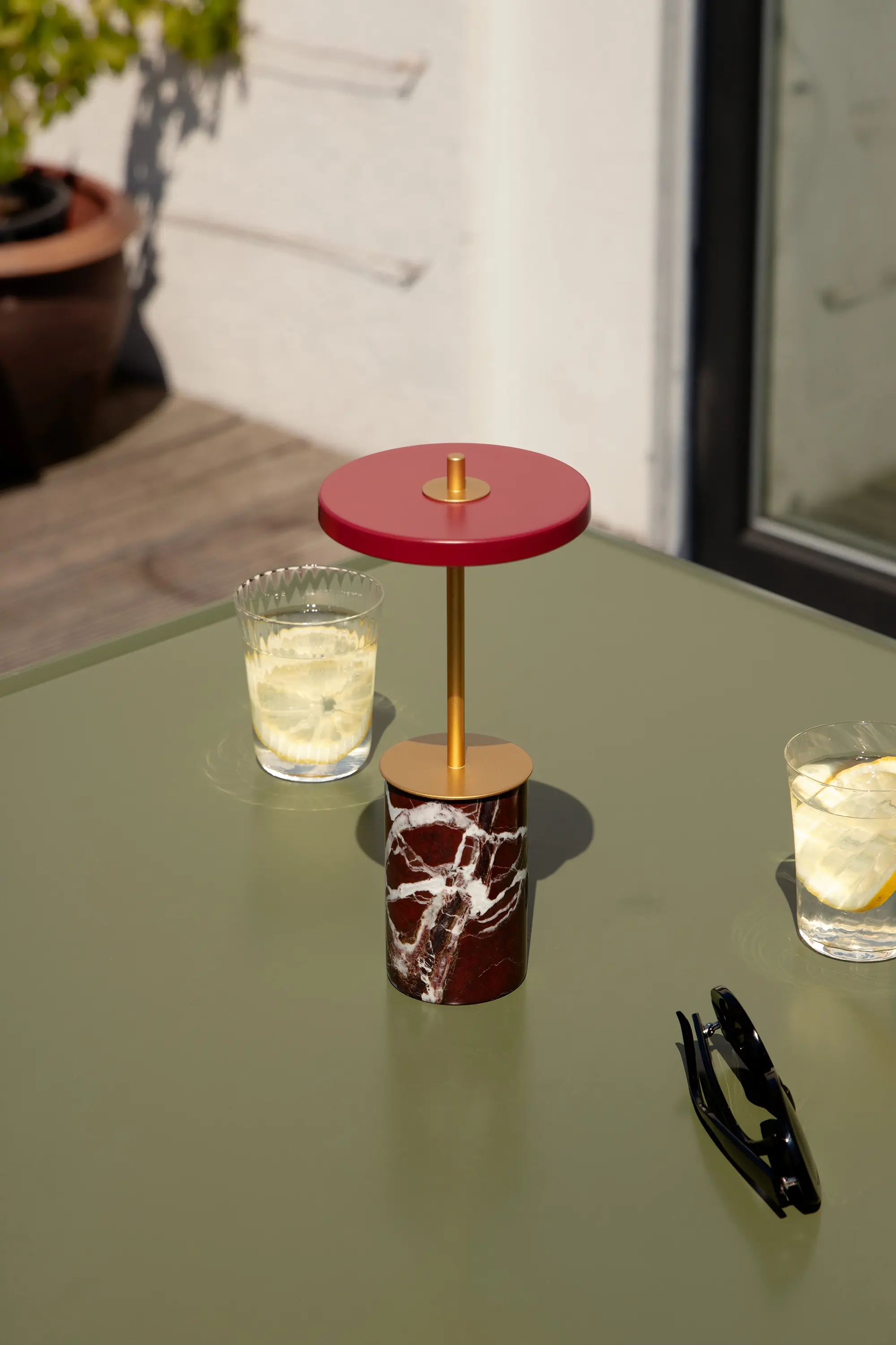 UMAGE - Asteria Move | mini, portable lamp, red marble