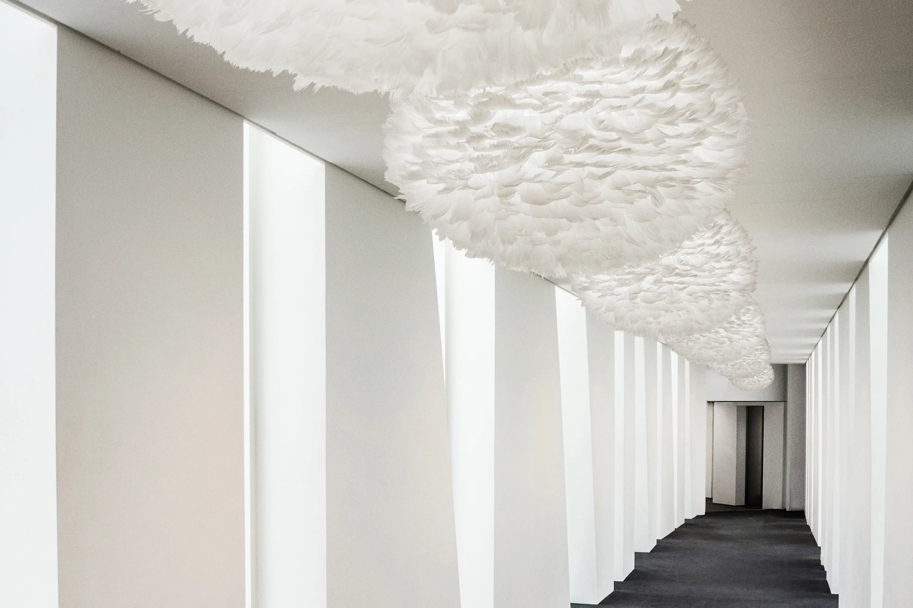 UMAGE - Eos | large lampshade, white