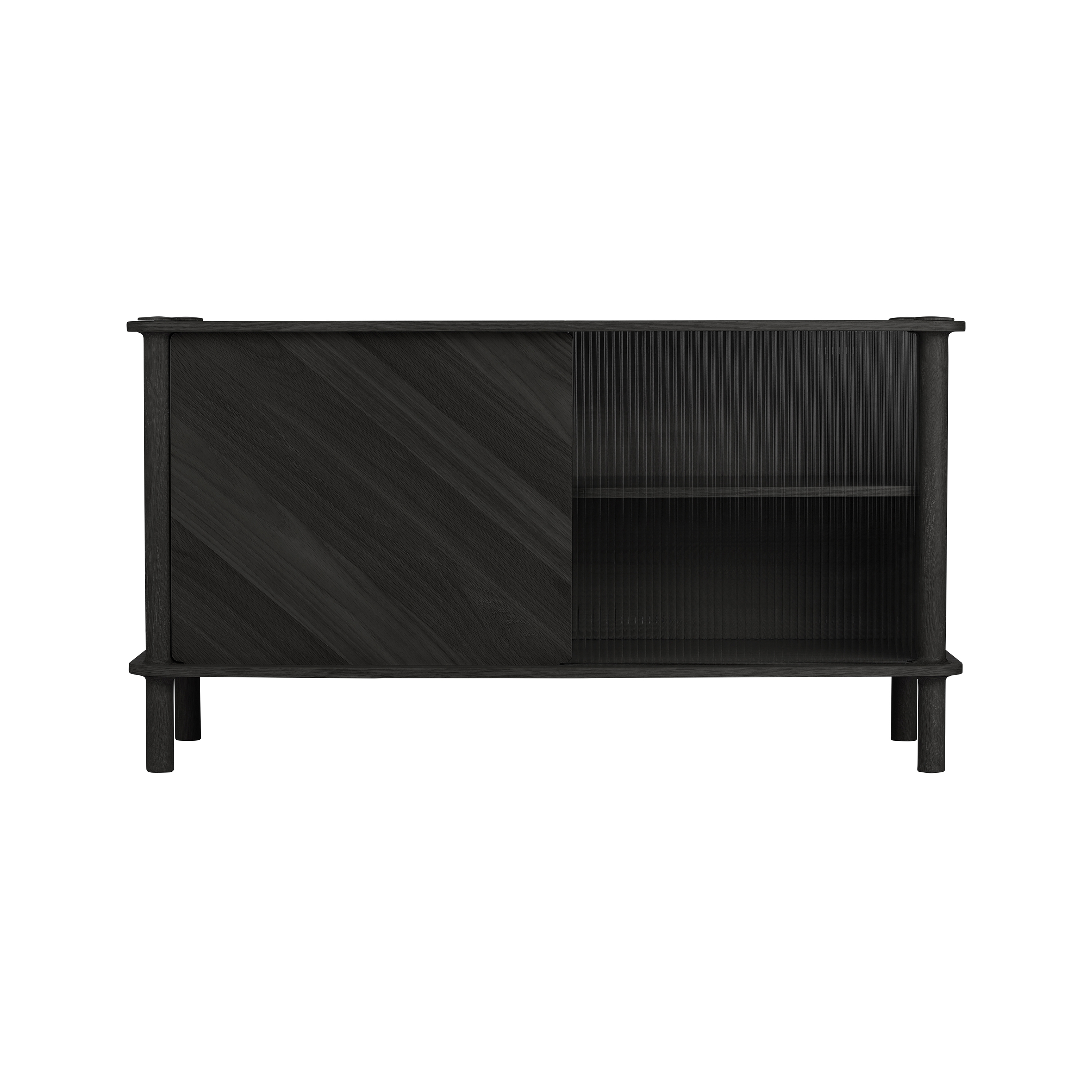 Mostra il prodotto Italic | sideboard, black oak w. doors in black oak and glass del produttore UMAGE