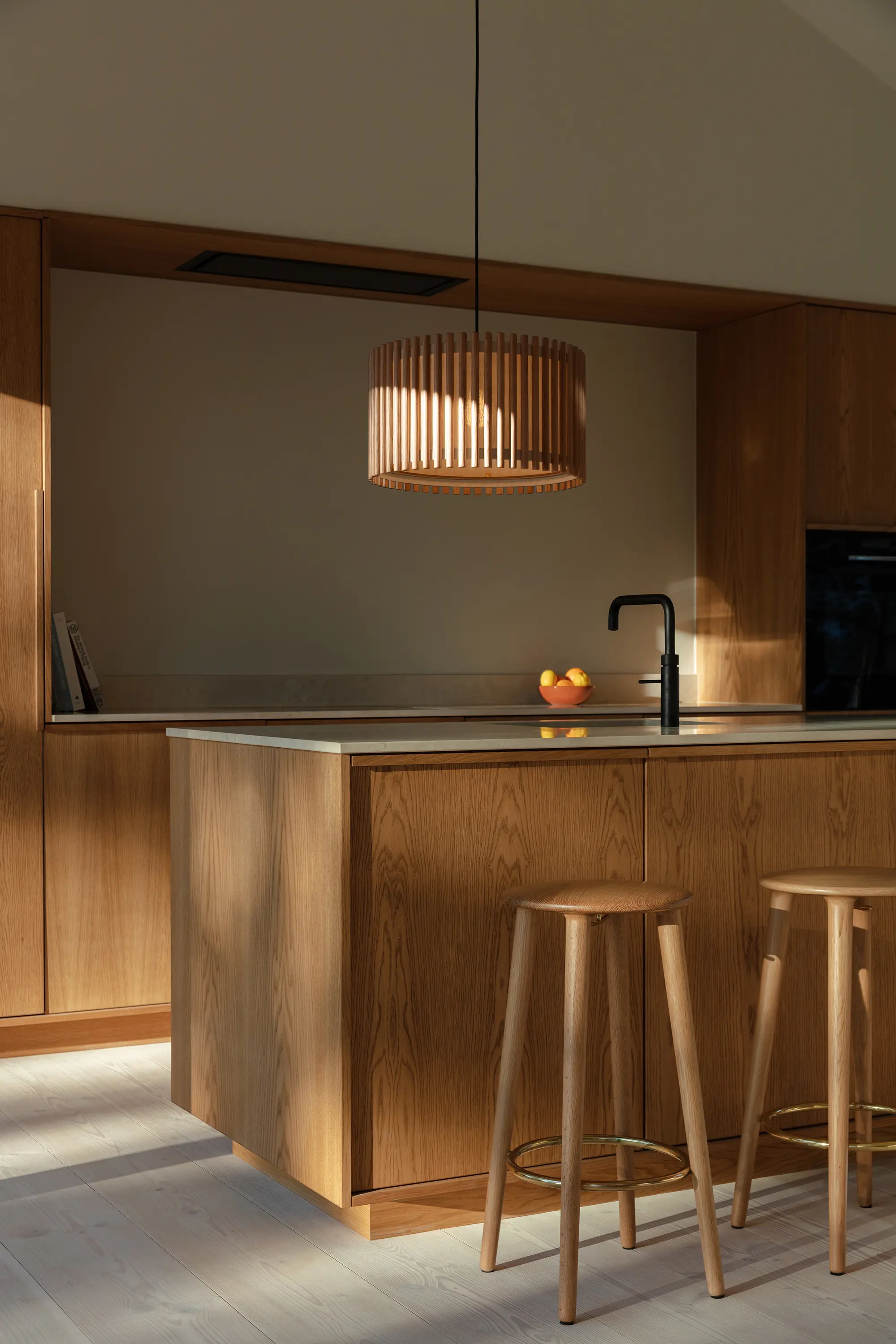 UMAGE - Komorebi | lampshade, circle, large, oak