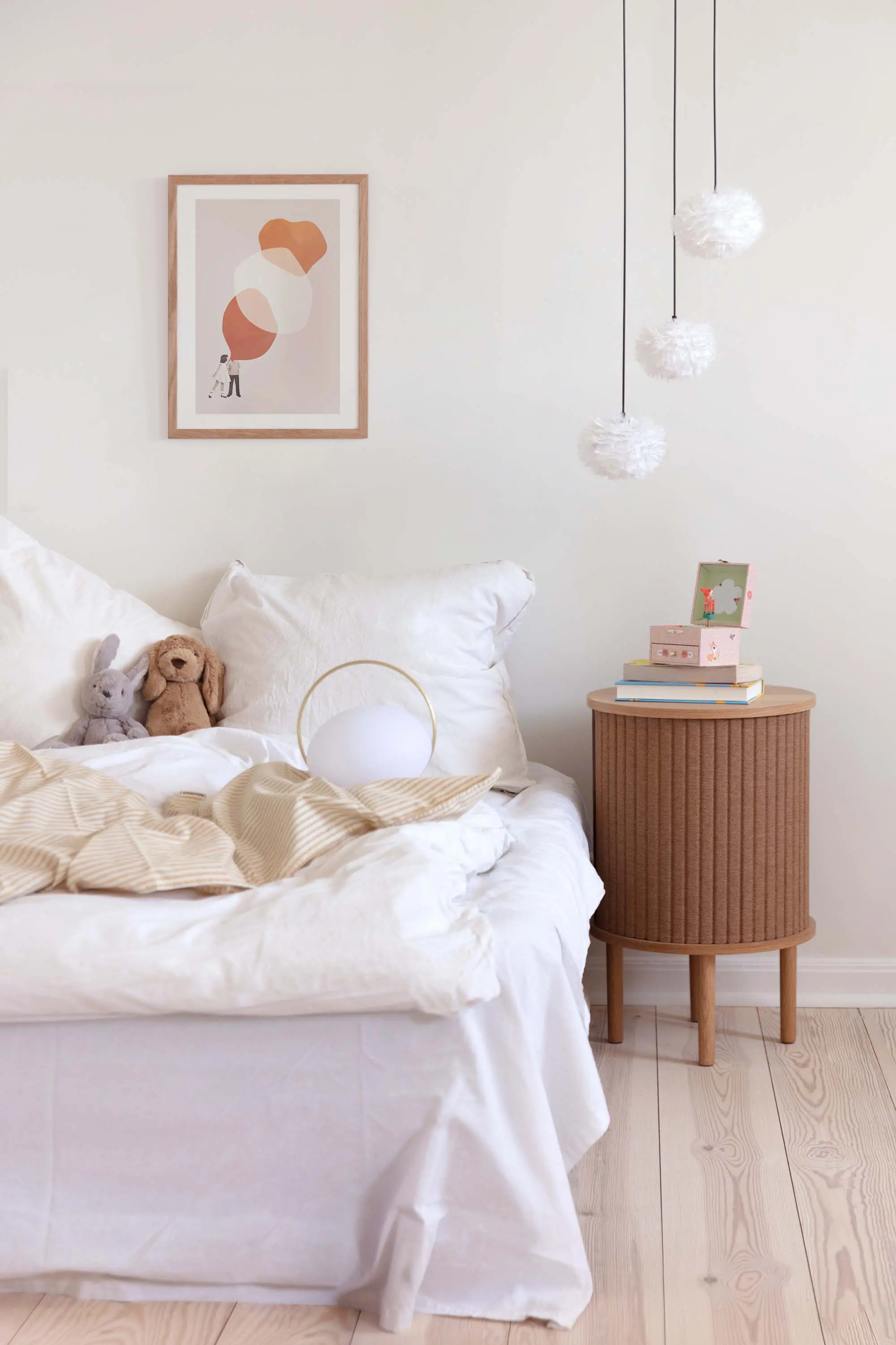 UMAGE - Audacious | side table, oak, sugar brown