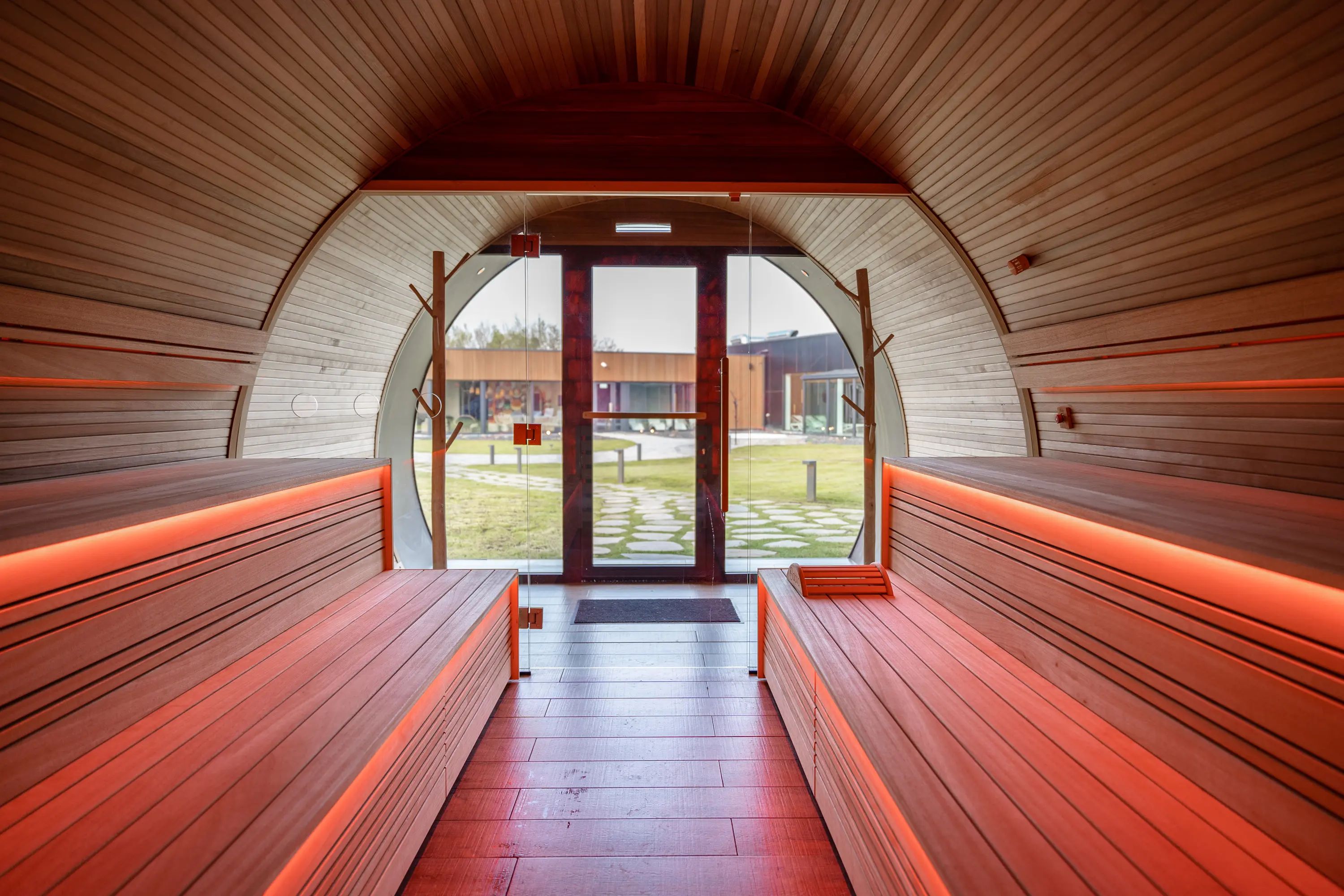 Alpha Wellness Sensations - Eclipse XL Sauna