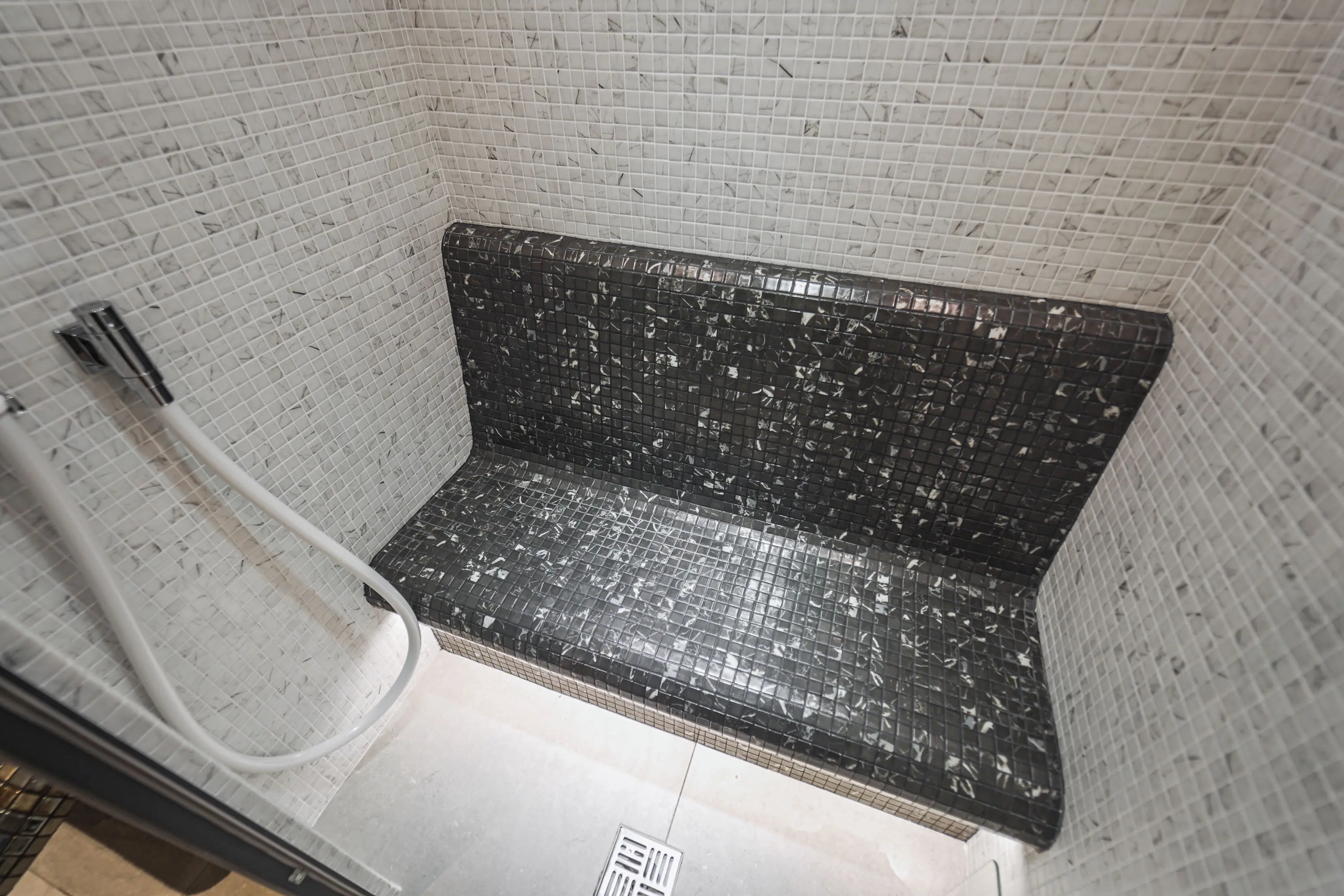 Alpha Wellness Sensations - Chaleur Steam Bath