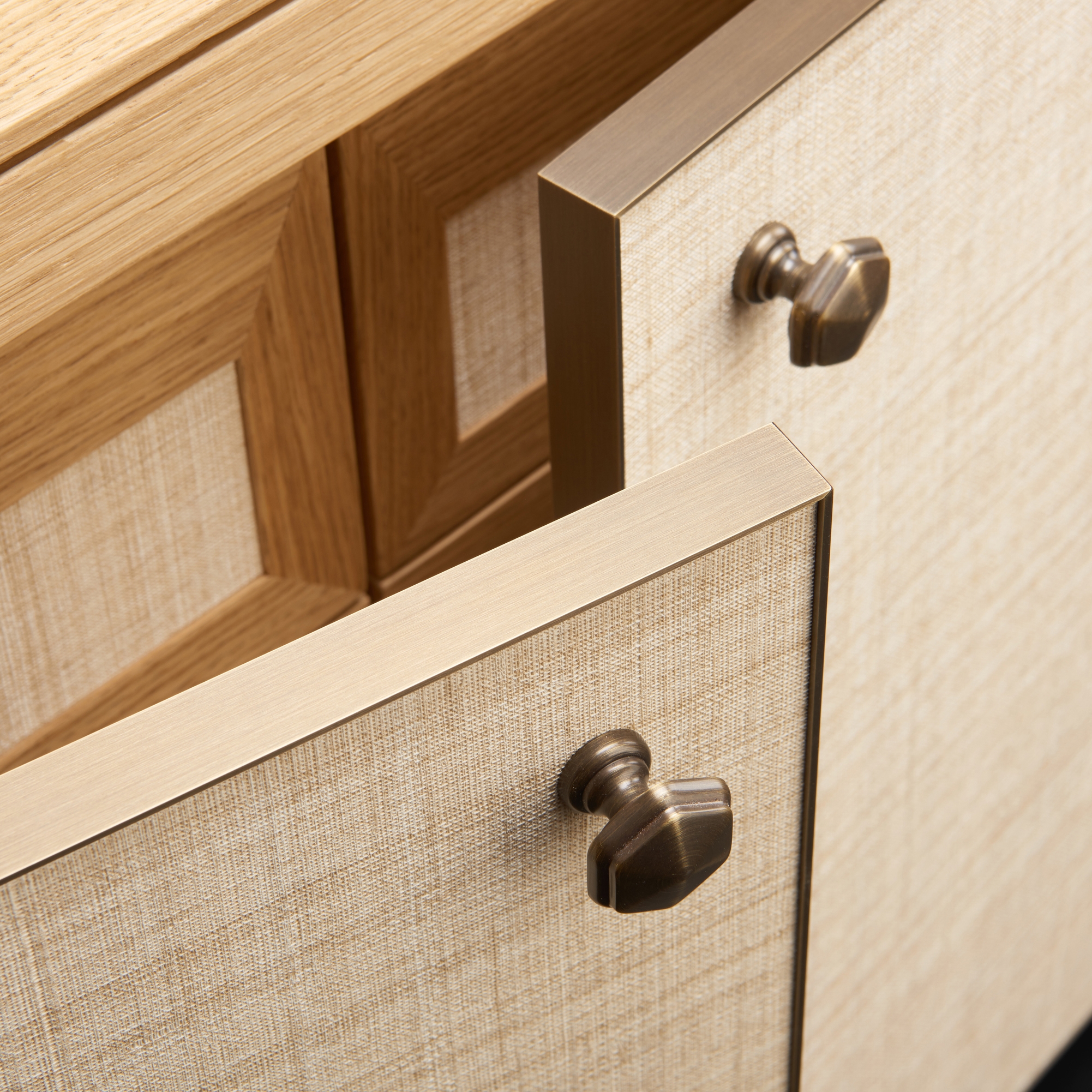 Mostra il prodotto Armadio dal design ricercato con materiali selezionati del produttore barth 
