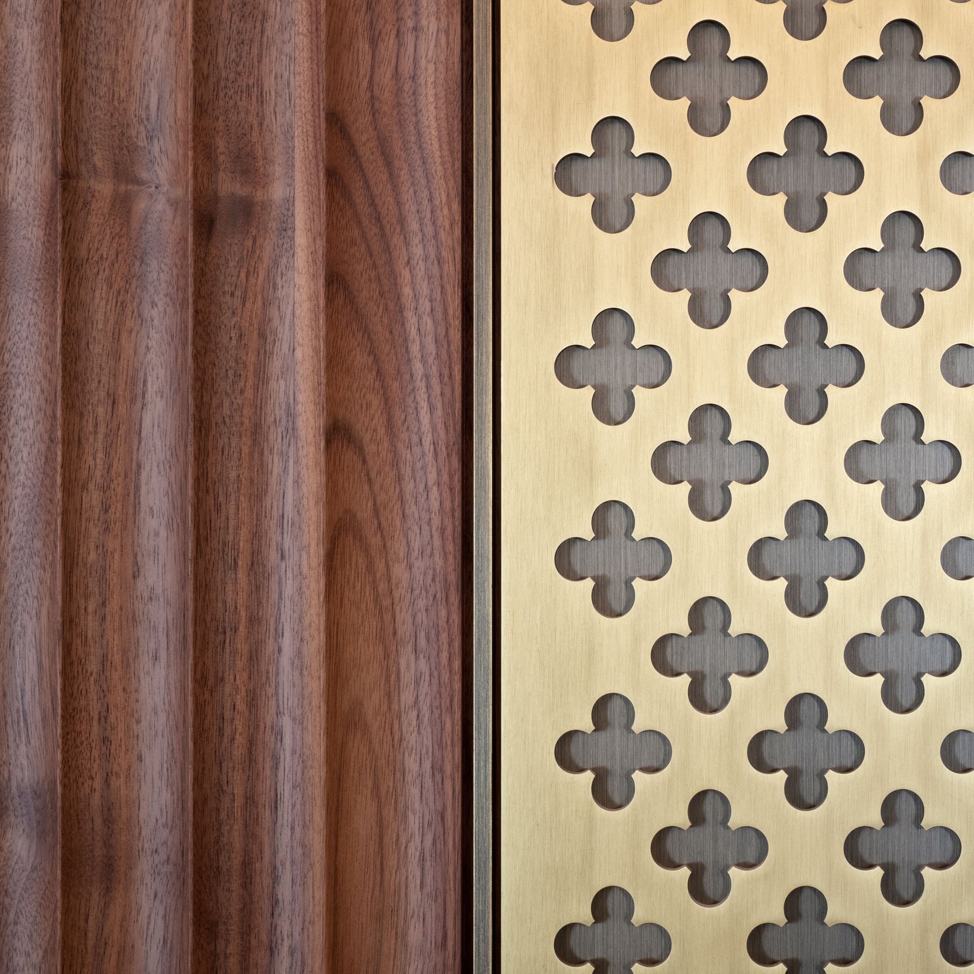 Display product Elegant Wall Paneling in Walnut and Brass from manufacturer barth 