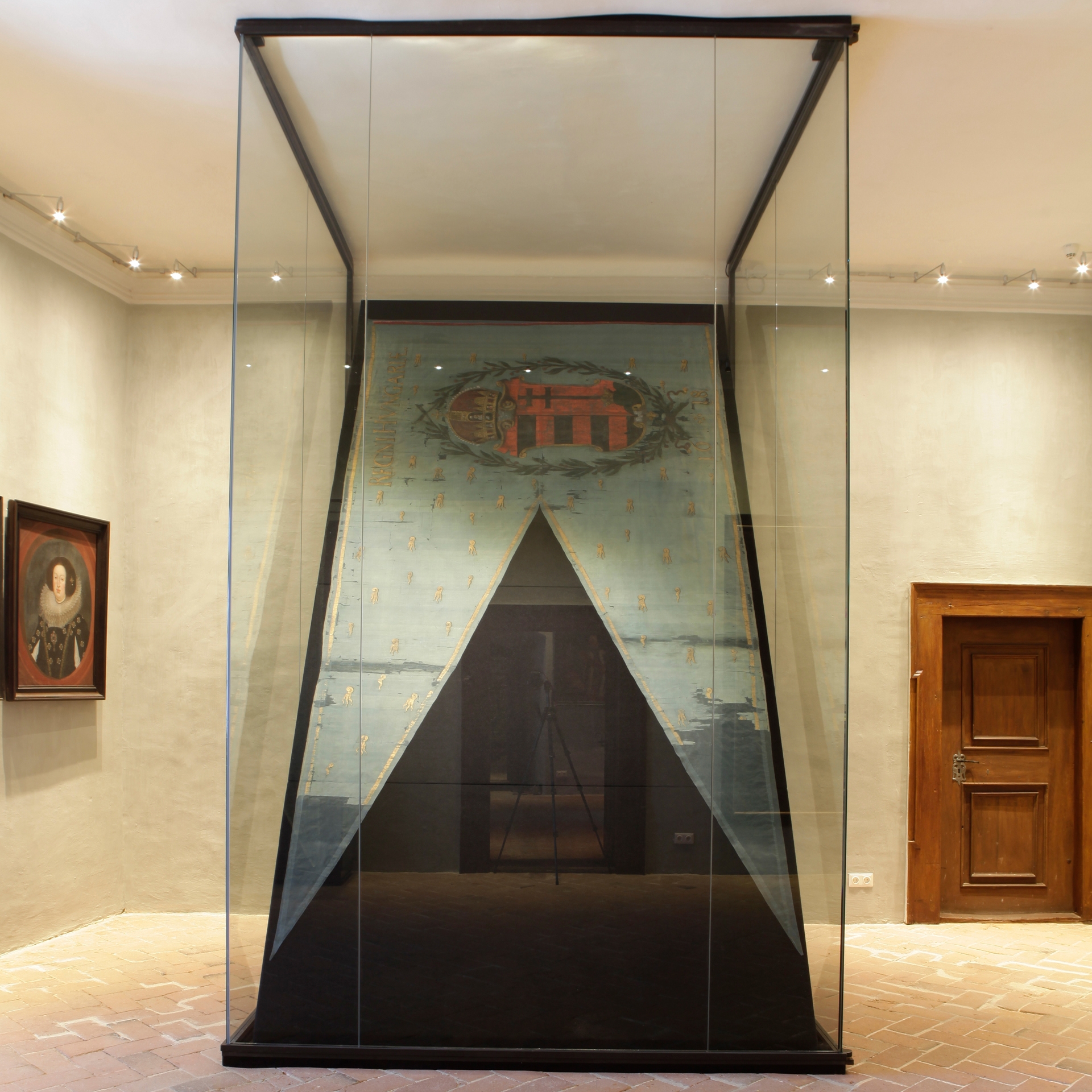 Mostra il prodotto Vetrina grande del produttore barth 