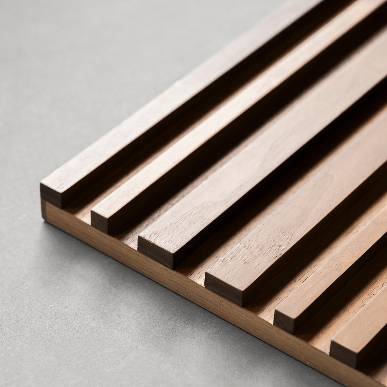 Mostra il prodotto Pannello in legno con profilo lineare e struttura sovrapposta angolare del produttore barth 