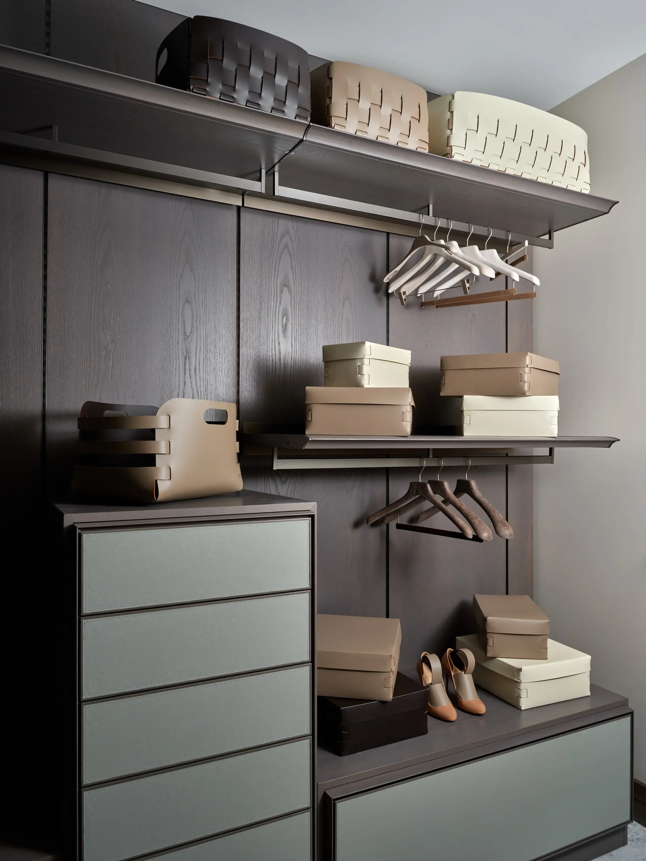 ADJ Style - Snob box