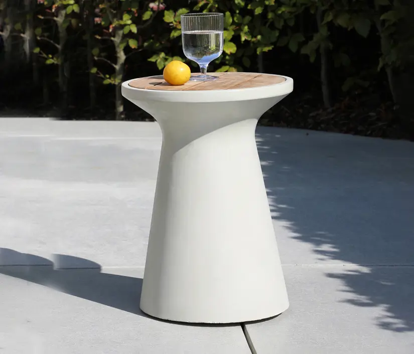 Design Pergola - Lille Side Table - Light Grey - Teak