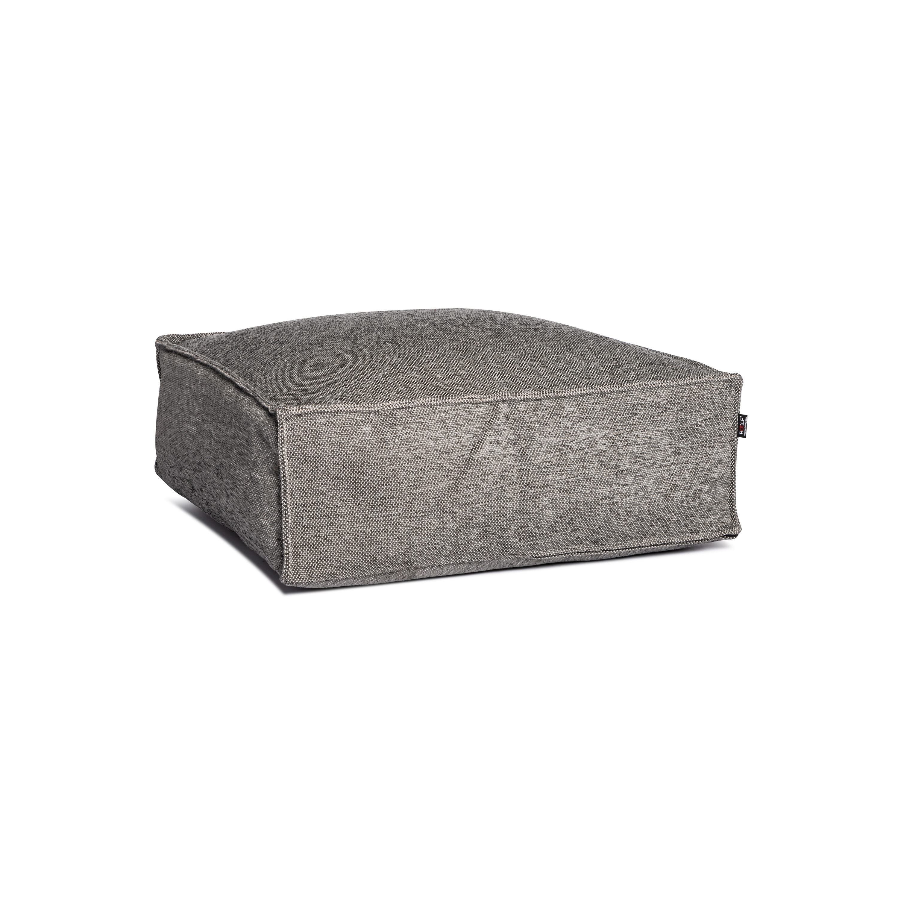 Afficher le produit Silky Square Pouf Grey du fabricant Roolf Outdoor Living