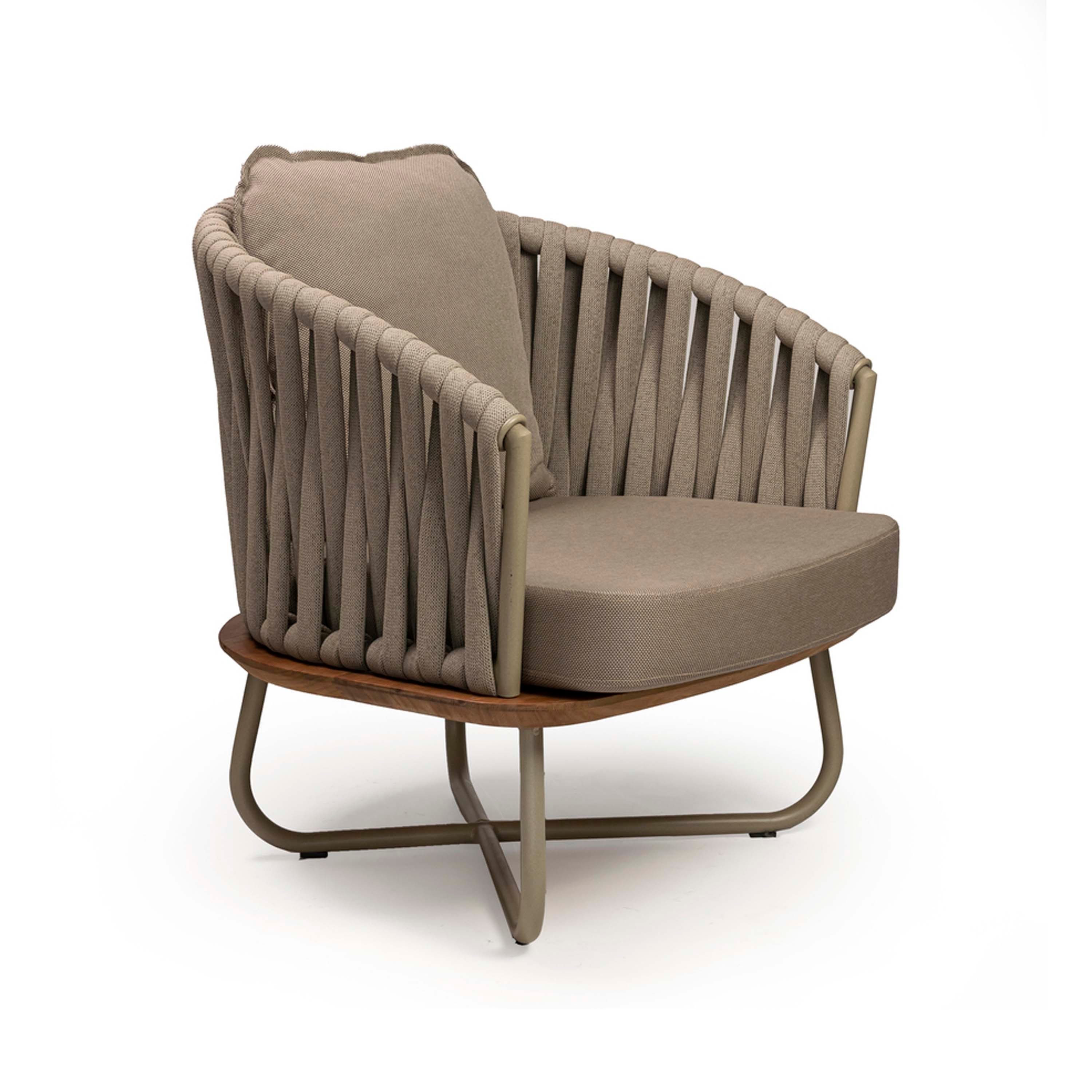 Valeria - Lounge Armchair