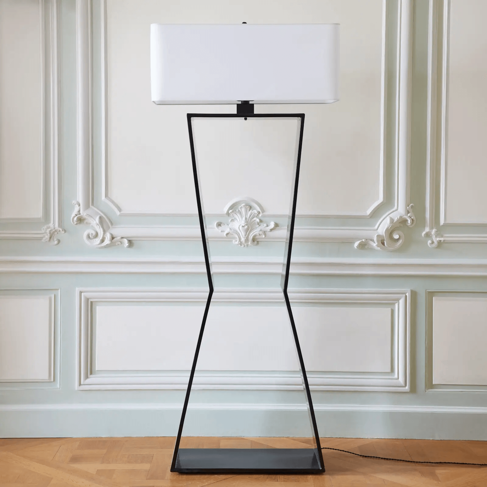 Display product Quai standing lamp from manufacturer LVL - USA