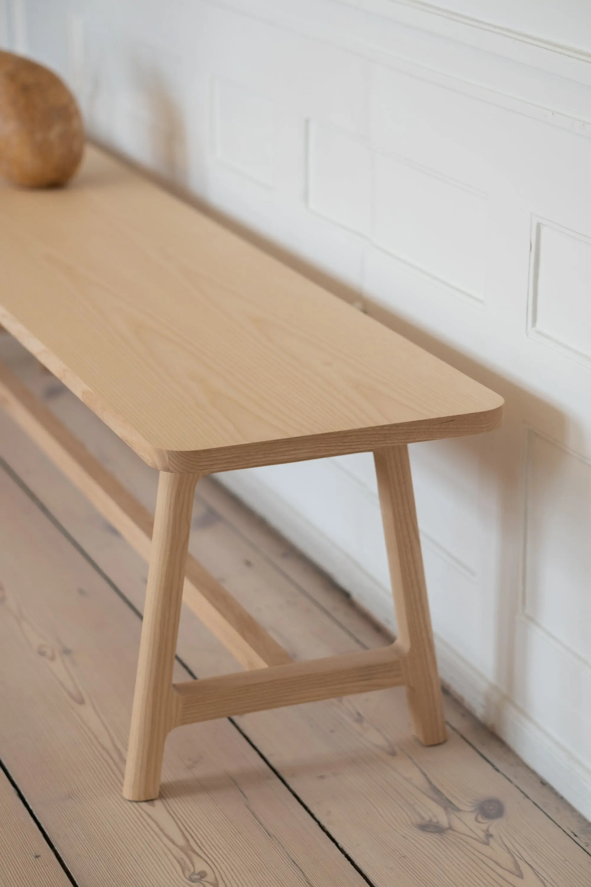 MOR Design - FRAME bench - Minimalist Modern Bench