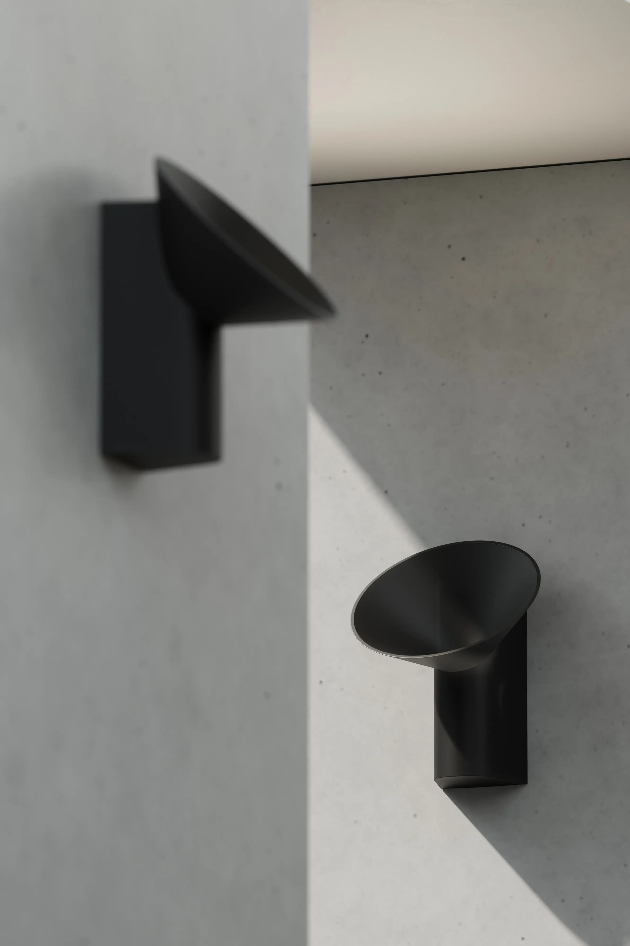 MaterialMade - Cone Black