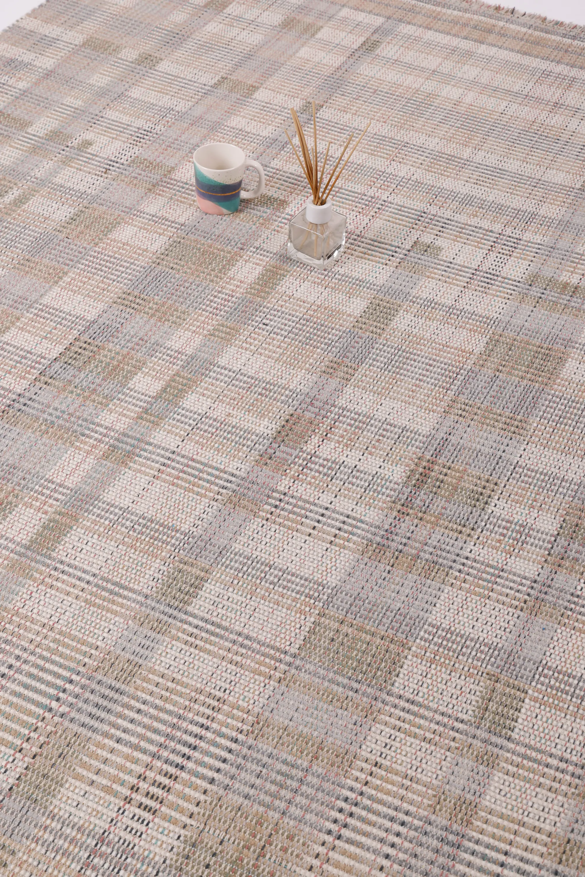 MAANA STUDIOS - SN-DC005