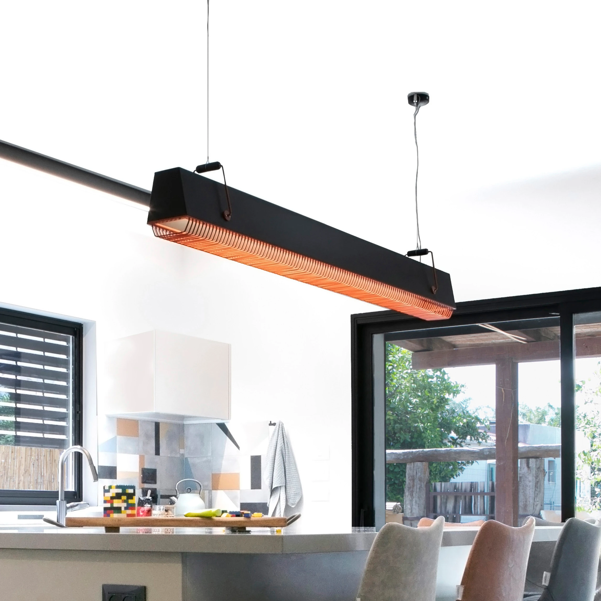 LINEAR LIGHTS