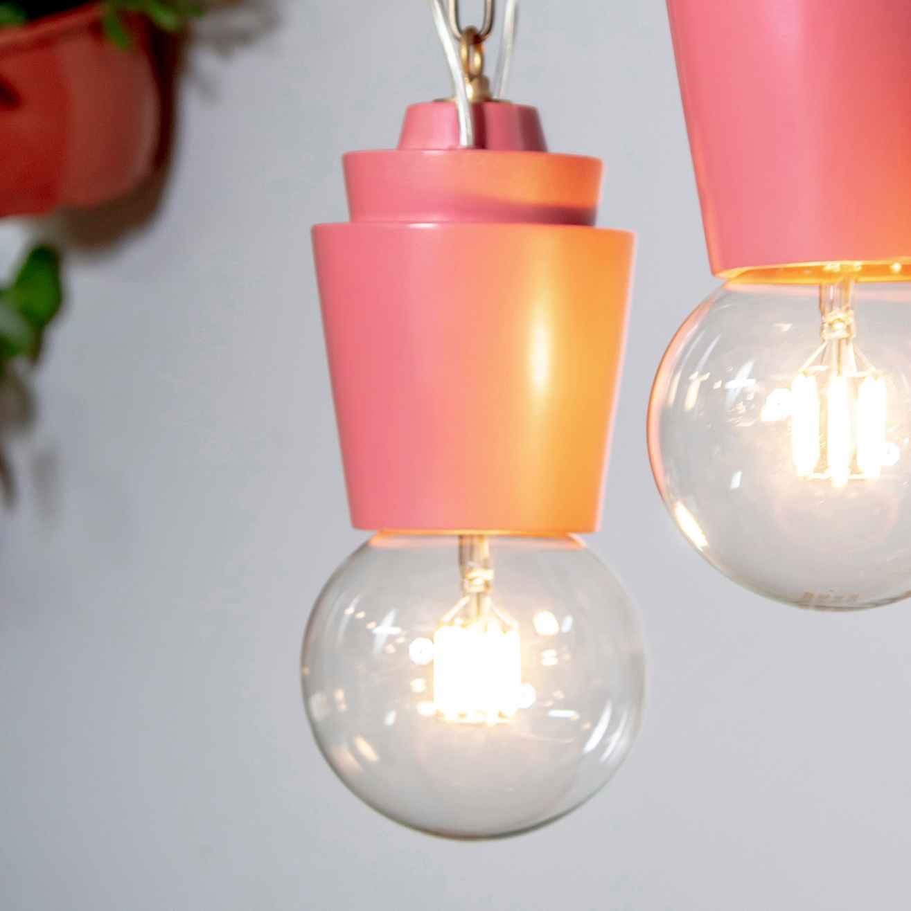 Mostrar el producto Castle  | Ceramic Pendants del fabricante Studio Beam