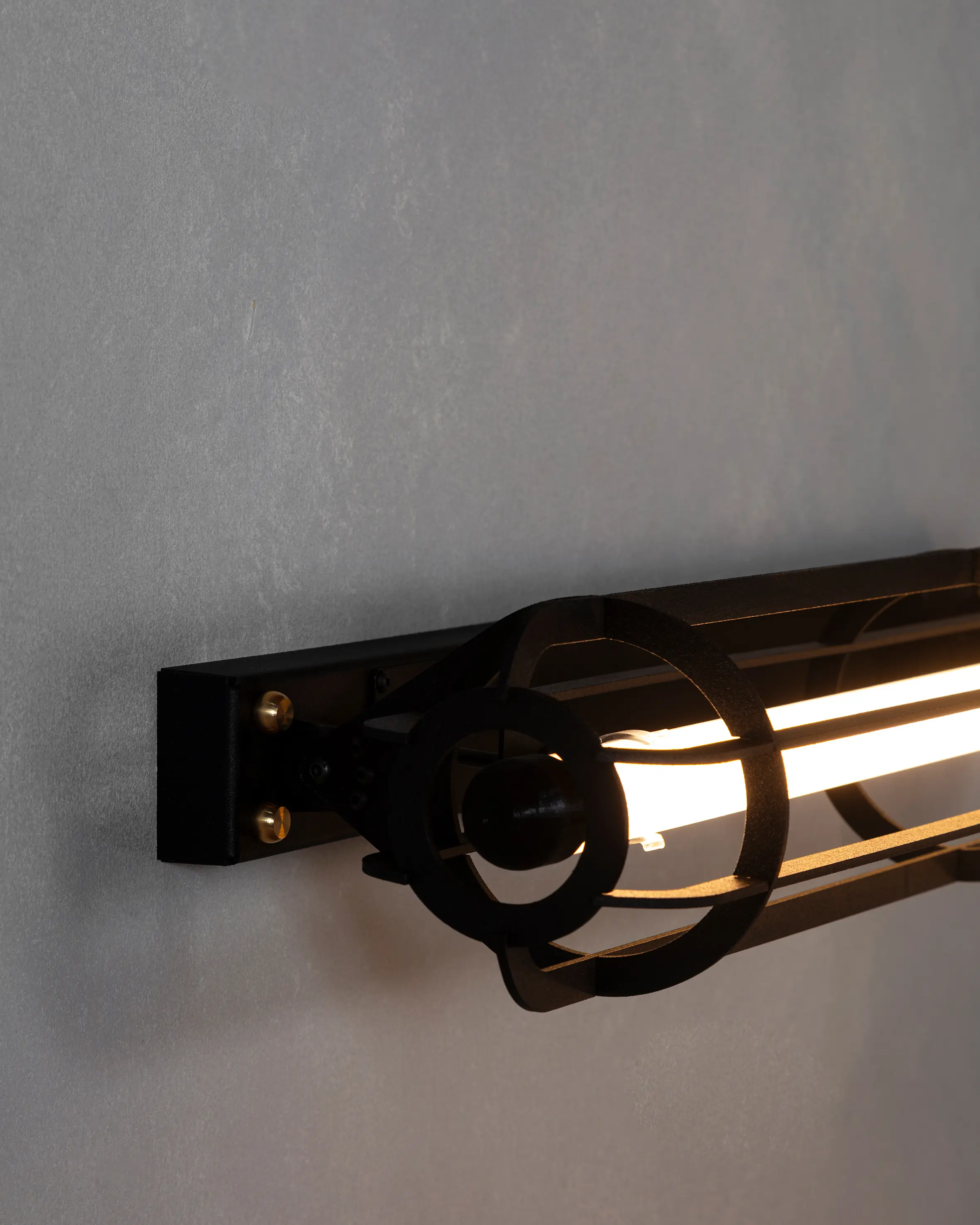 Studio Beam - Linear Wall / Ceiling  | Ultra Mariner