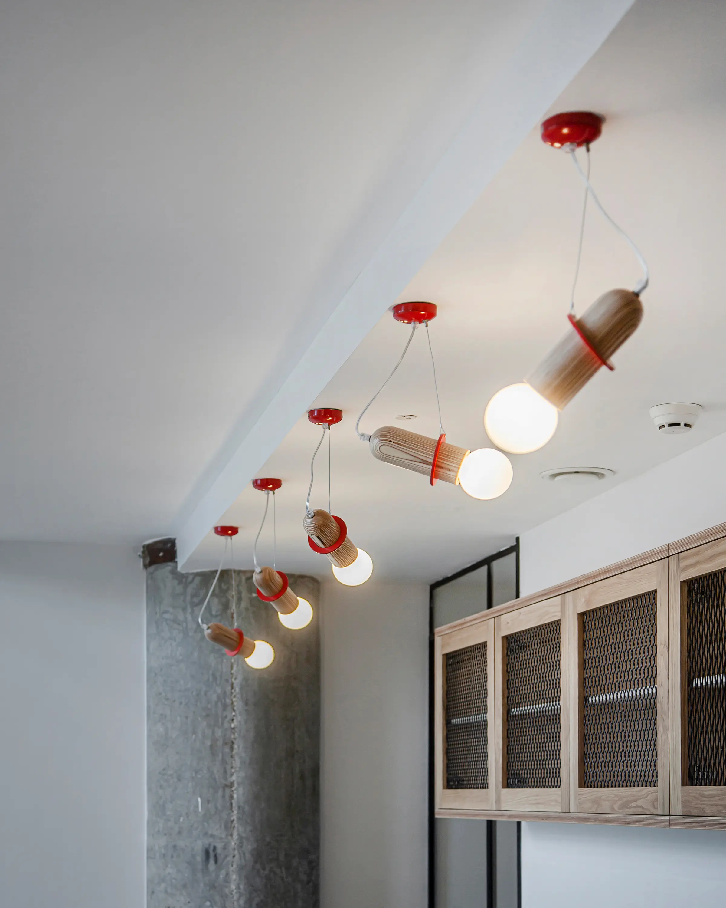 Studio Beam - Urbanic Green  | LOGY
