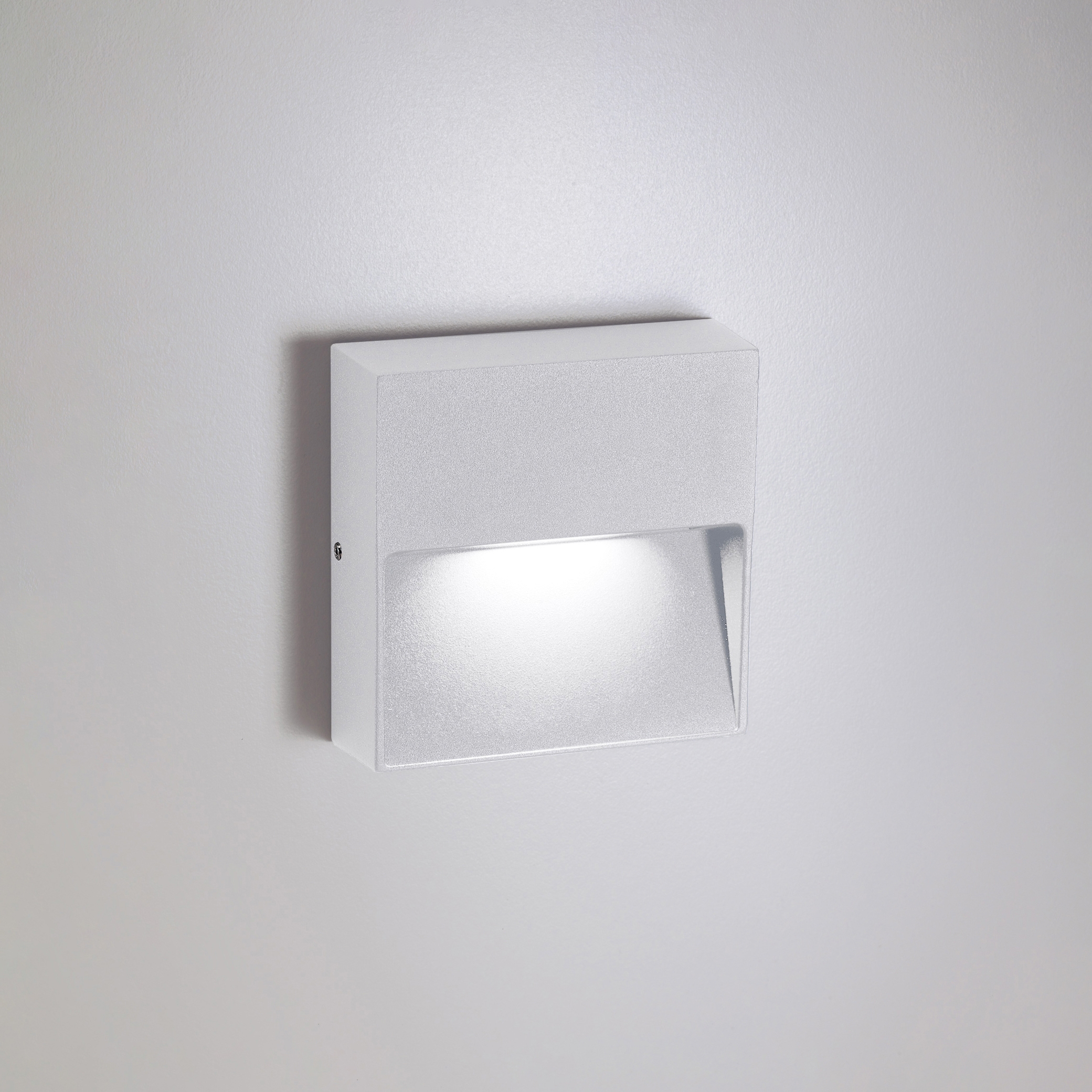 Display product Bottom wall lamp from manufacturer Zafferano