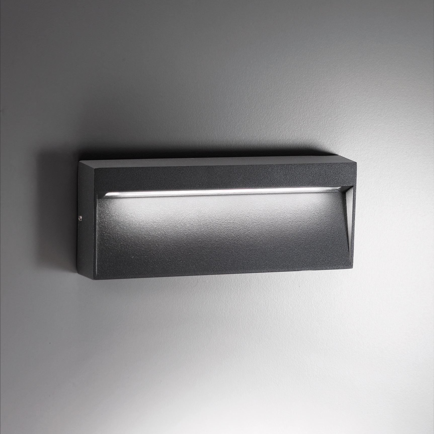 Produkt Bottom wall lamp des Herstellers Zafferano anzeigen