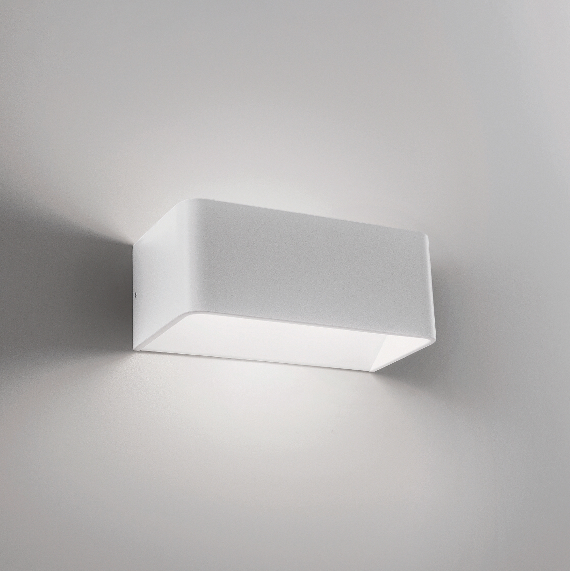 Display product Cubetto wall lamp from manufacturer Zafferano