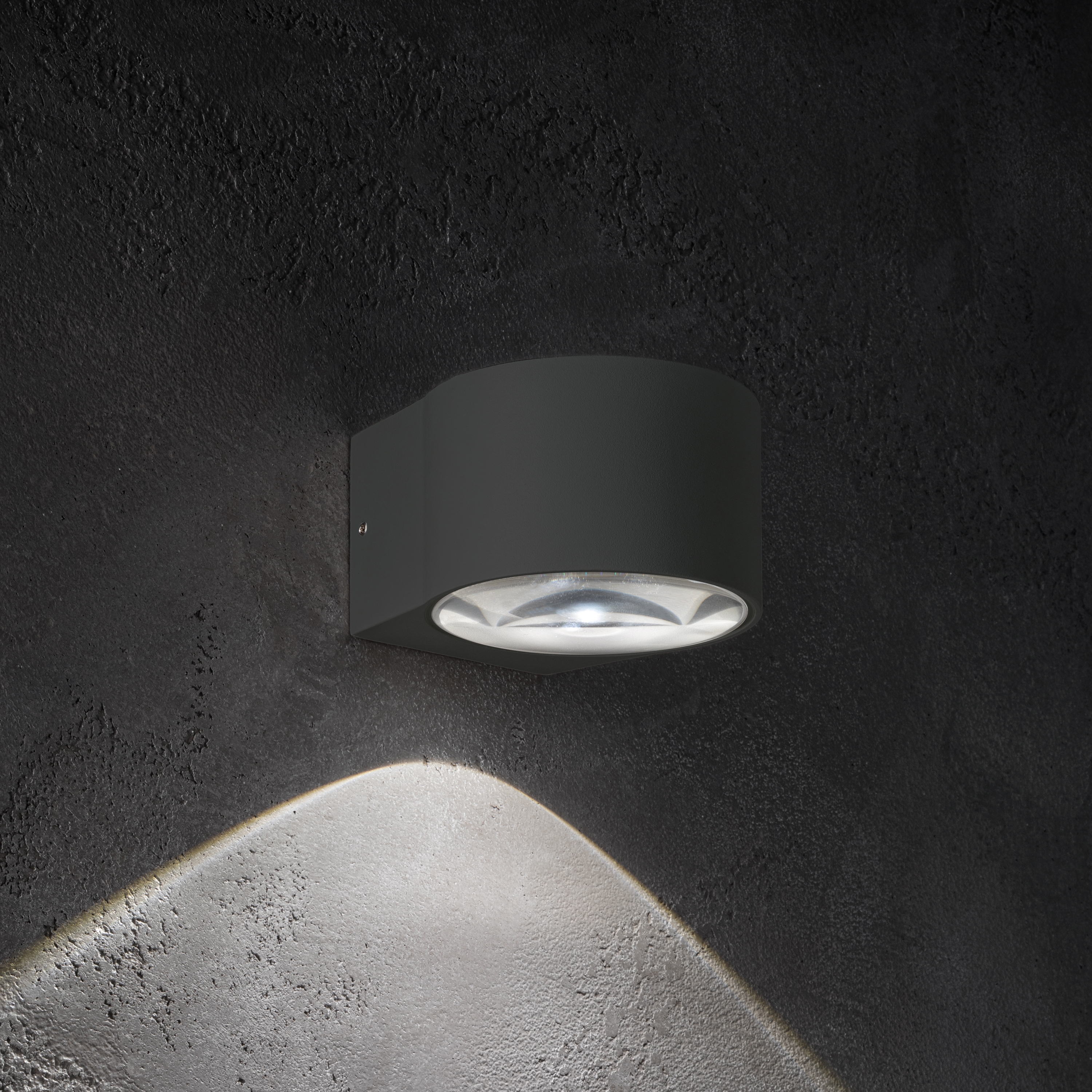 Lens wall lamp