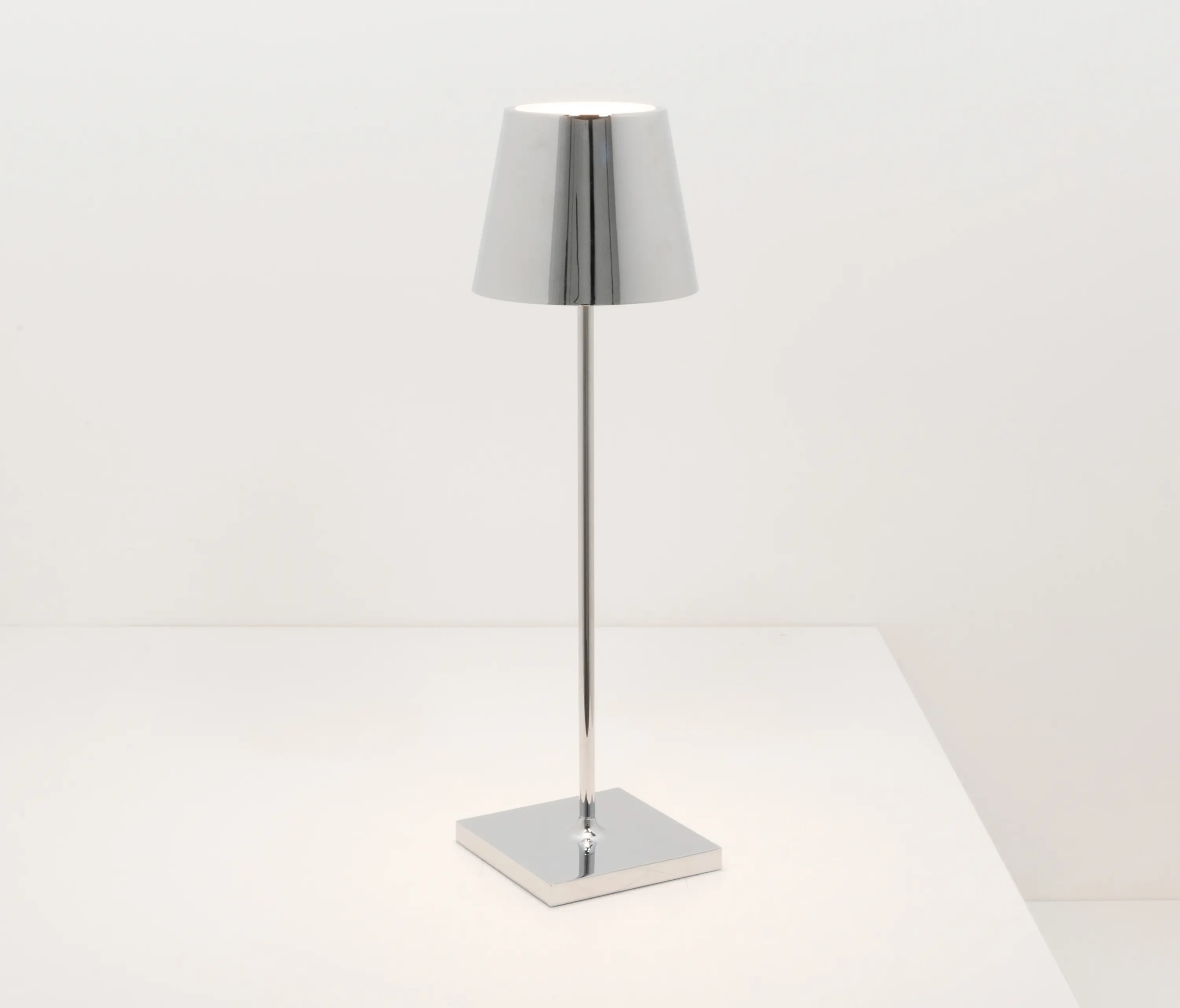 Zafferano - Poldina table lamp