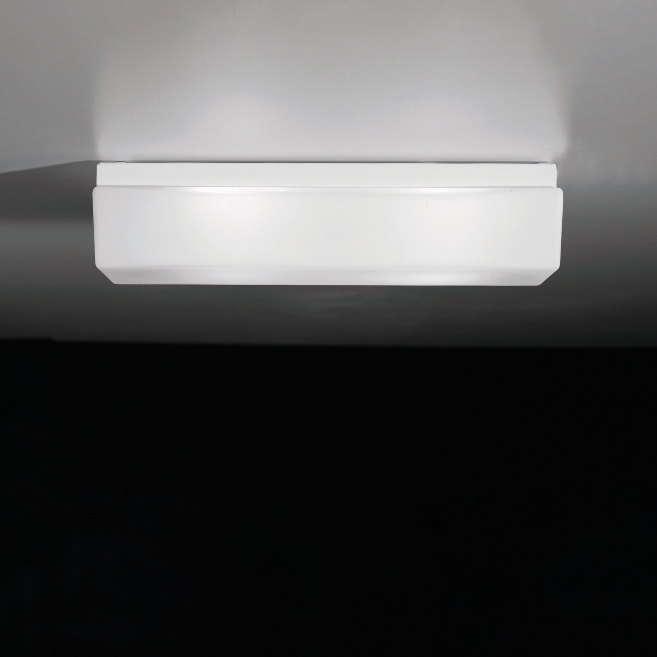 Afficher le produit Stand wall lamp du fabricant Zafferano