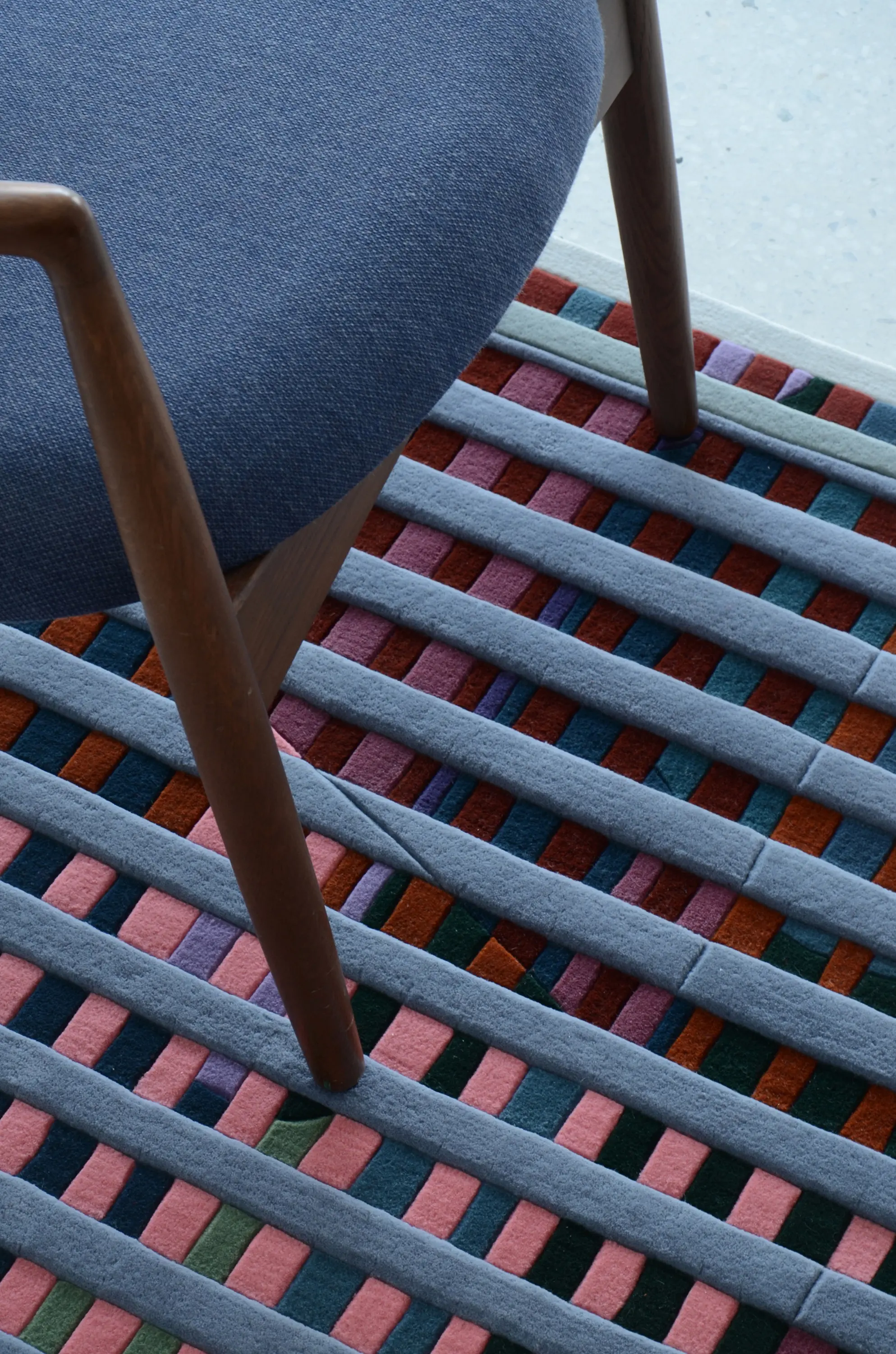 Urban Fabric Rugs - GRANDS ENSEMBLES | Rug 2.4