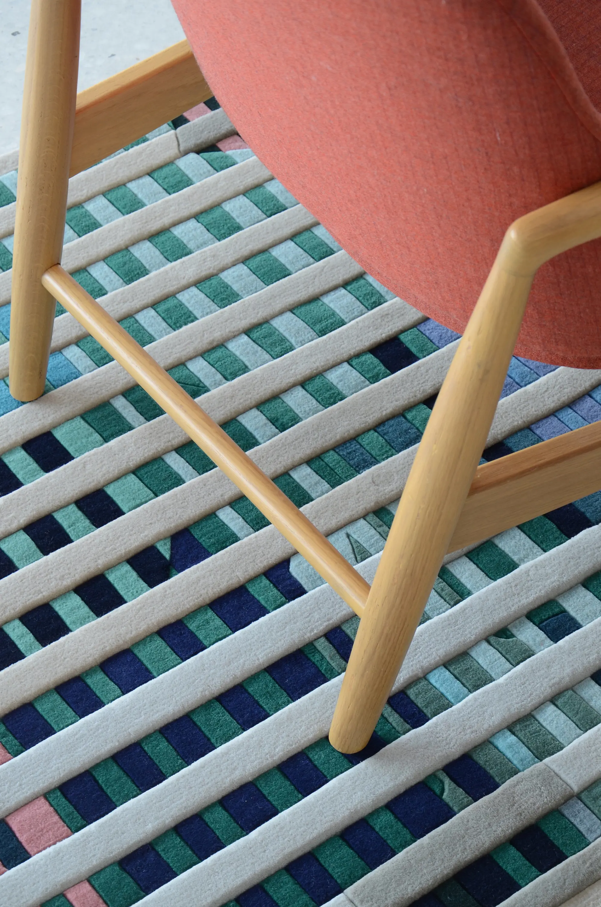 Urban Fabric Rugs - GRANDS ENSEMBLES | Rug 2.5