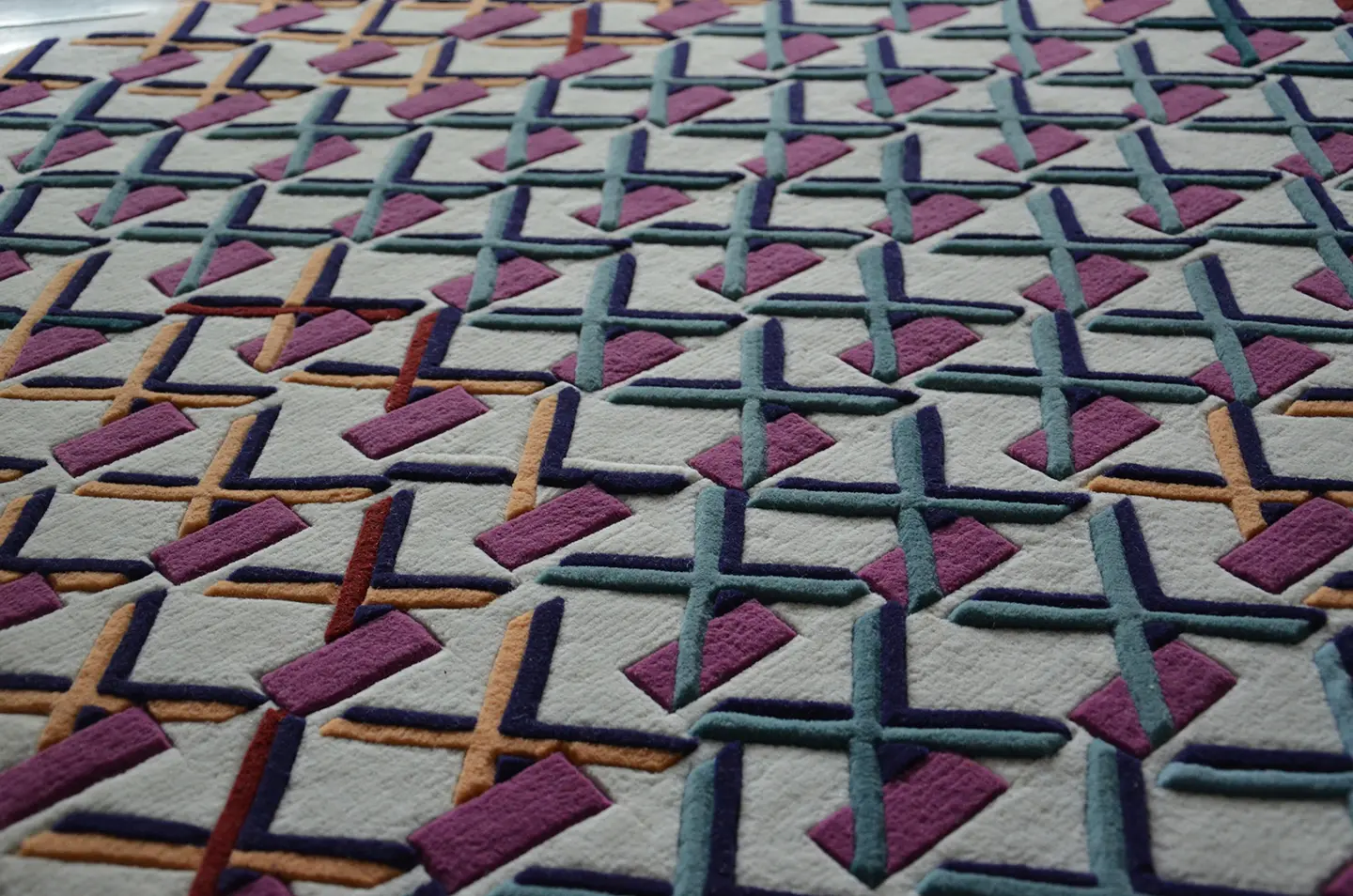 Urban Fabric Rugs - GRANDS ENSEMBLES | XX Rug 4