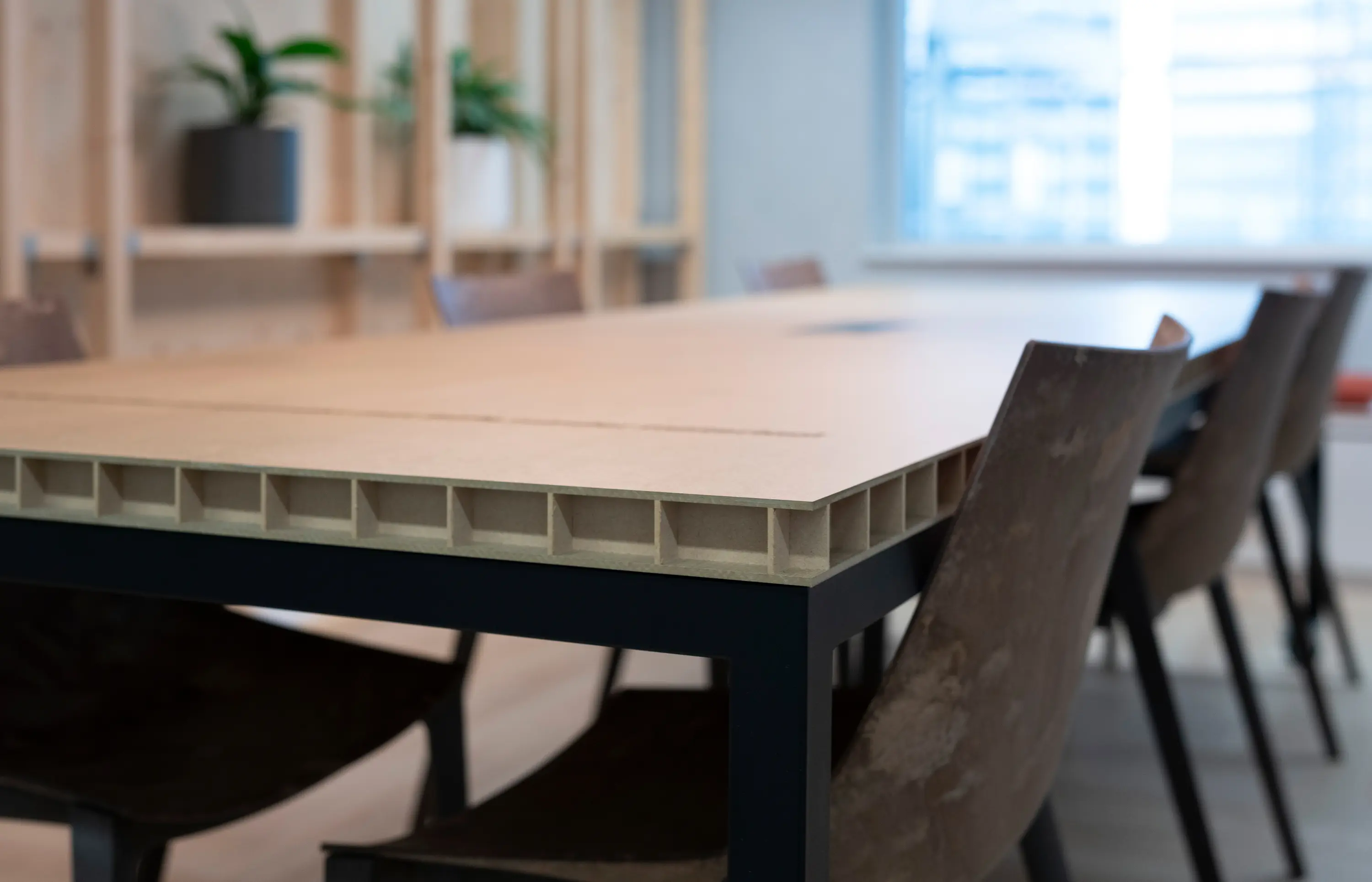 TRIBOO - Greengridz Tables