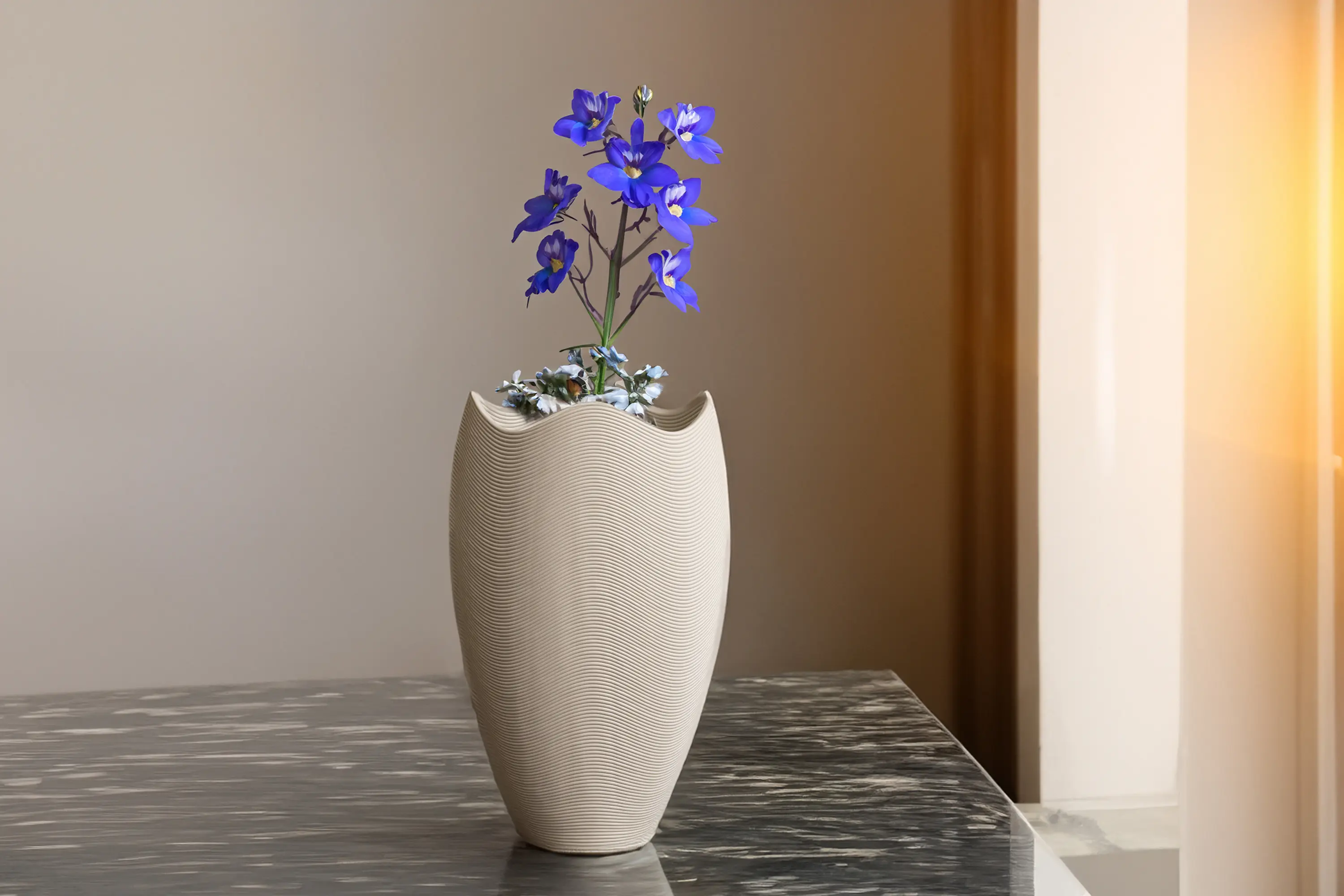 TRIBOO - NeverEnding Cool Egg Vase