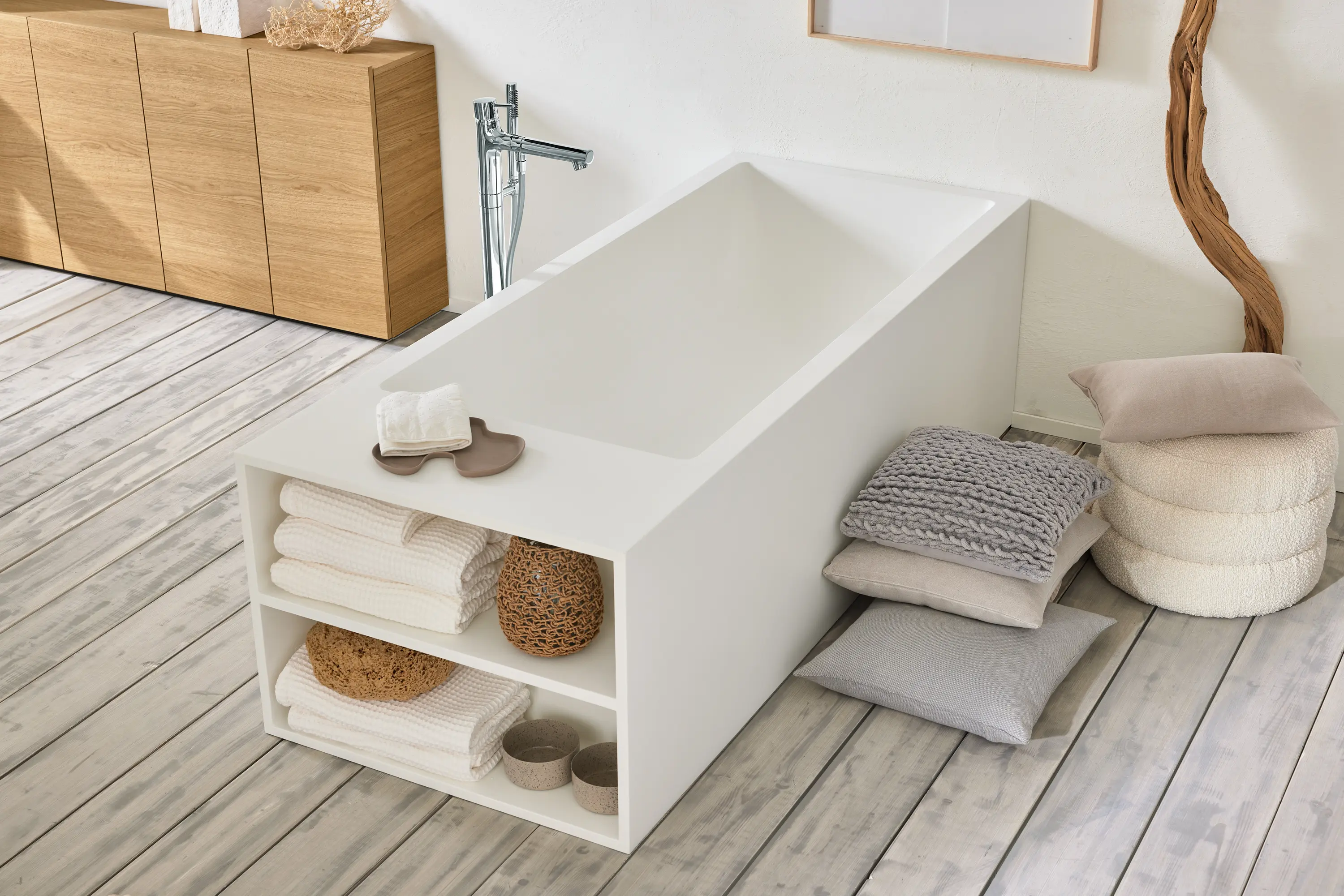 Vigour - Back-to-wall bath solid surface white 3-sided with spout matt white shelf on right