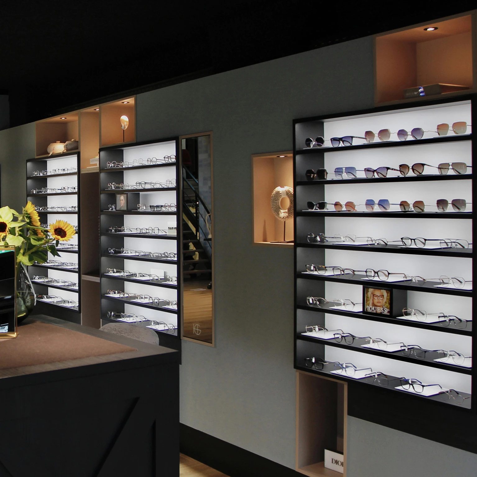 DESIGN INTERNI OTTICI