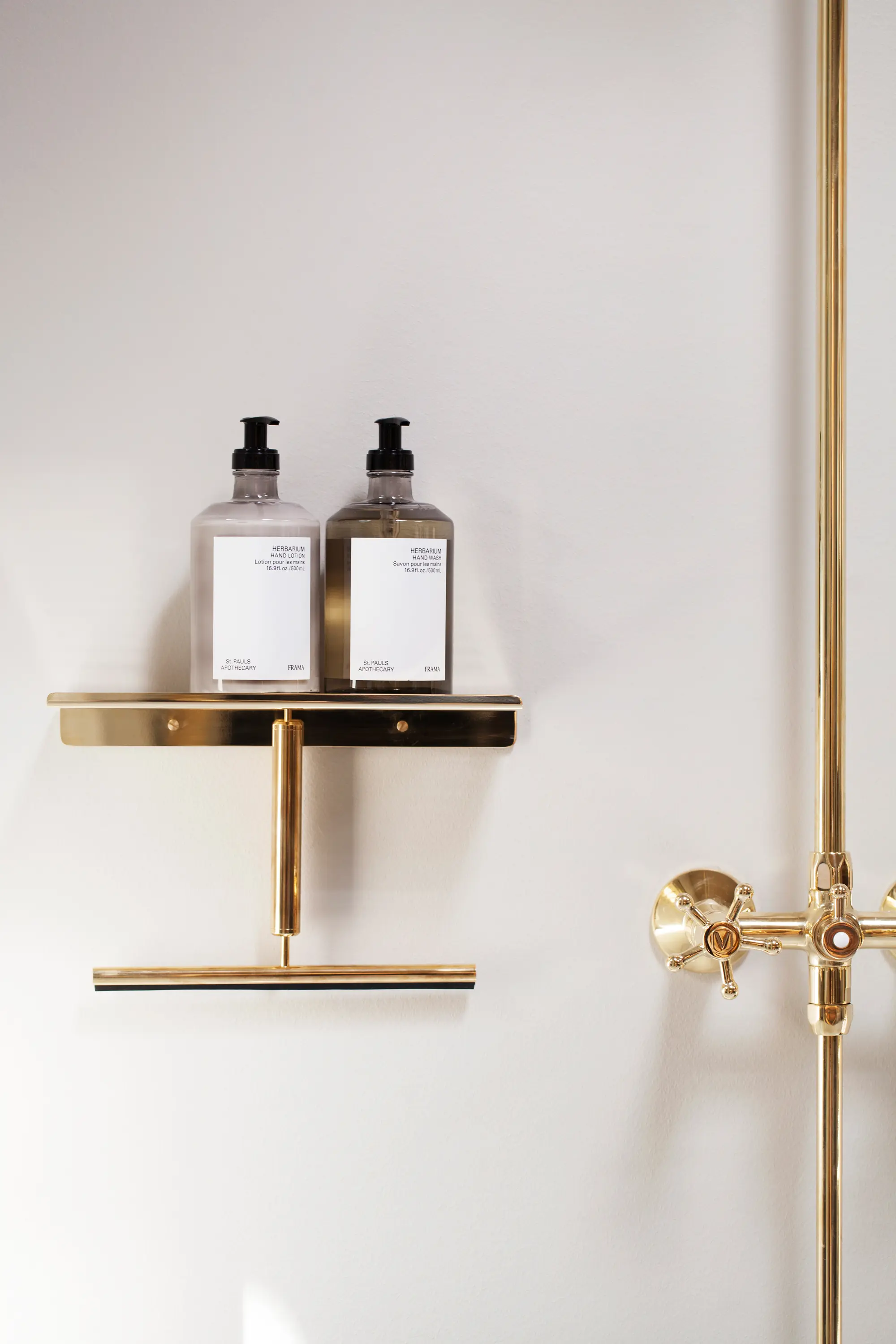 TONI Copenhagen - Shower shelf