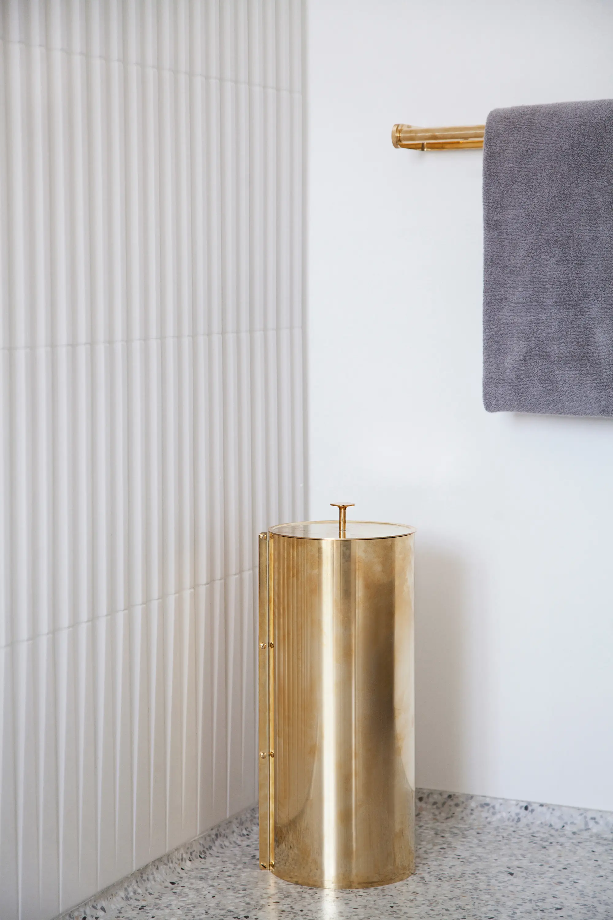 TONI Copenhagen - Bin crafted in solid brass