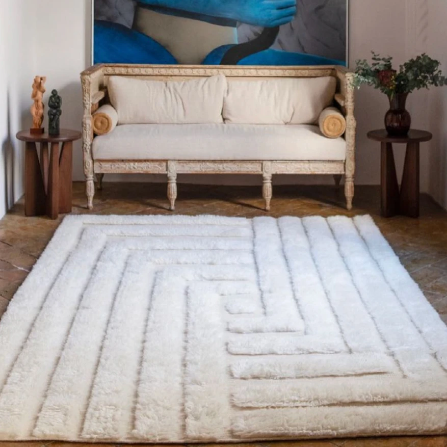 RUGS
