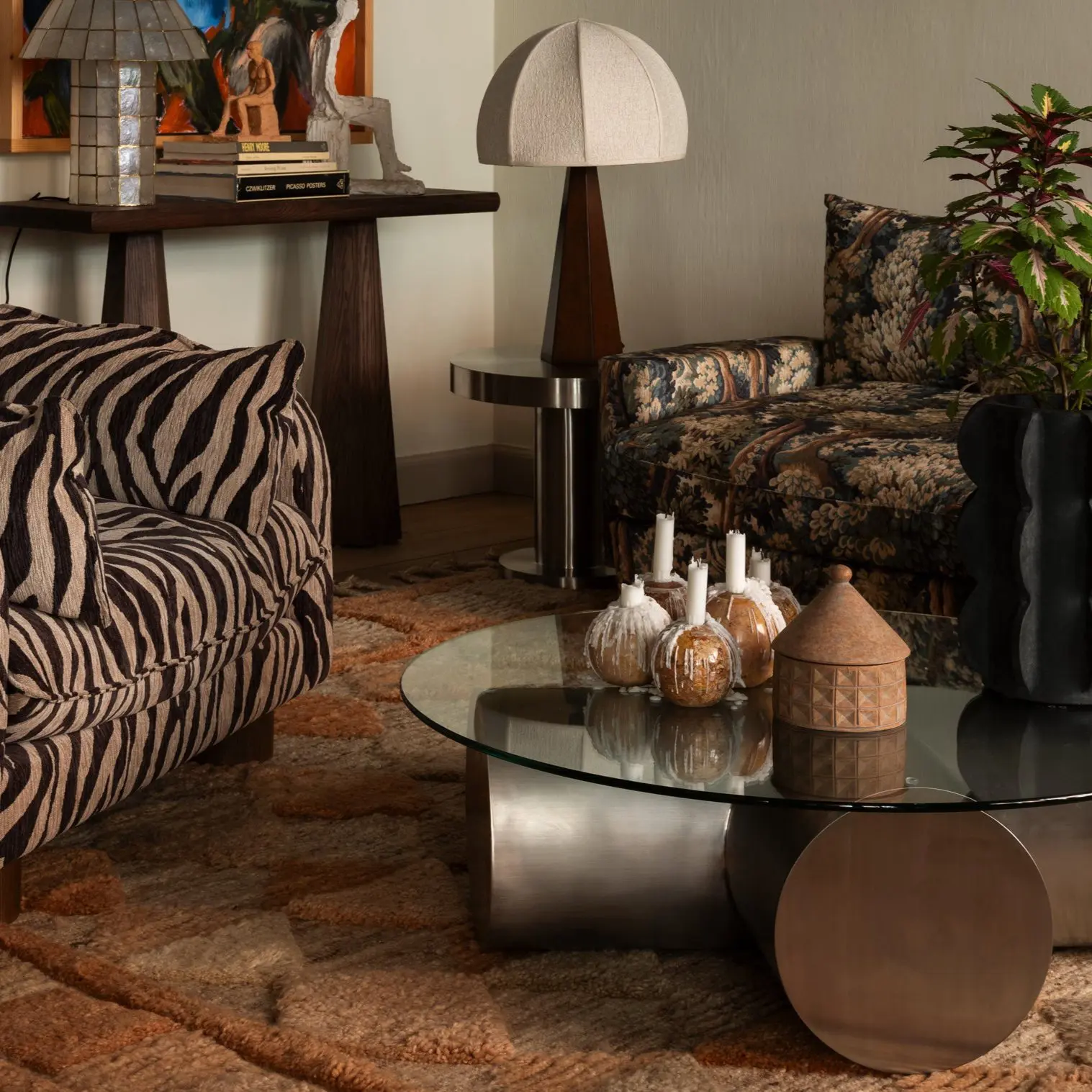 Dusty deco - Cufflink Side Table