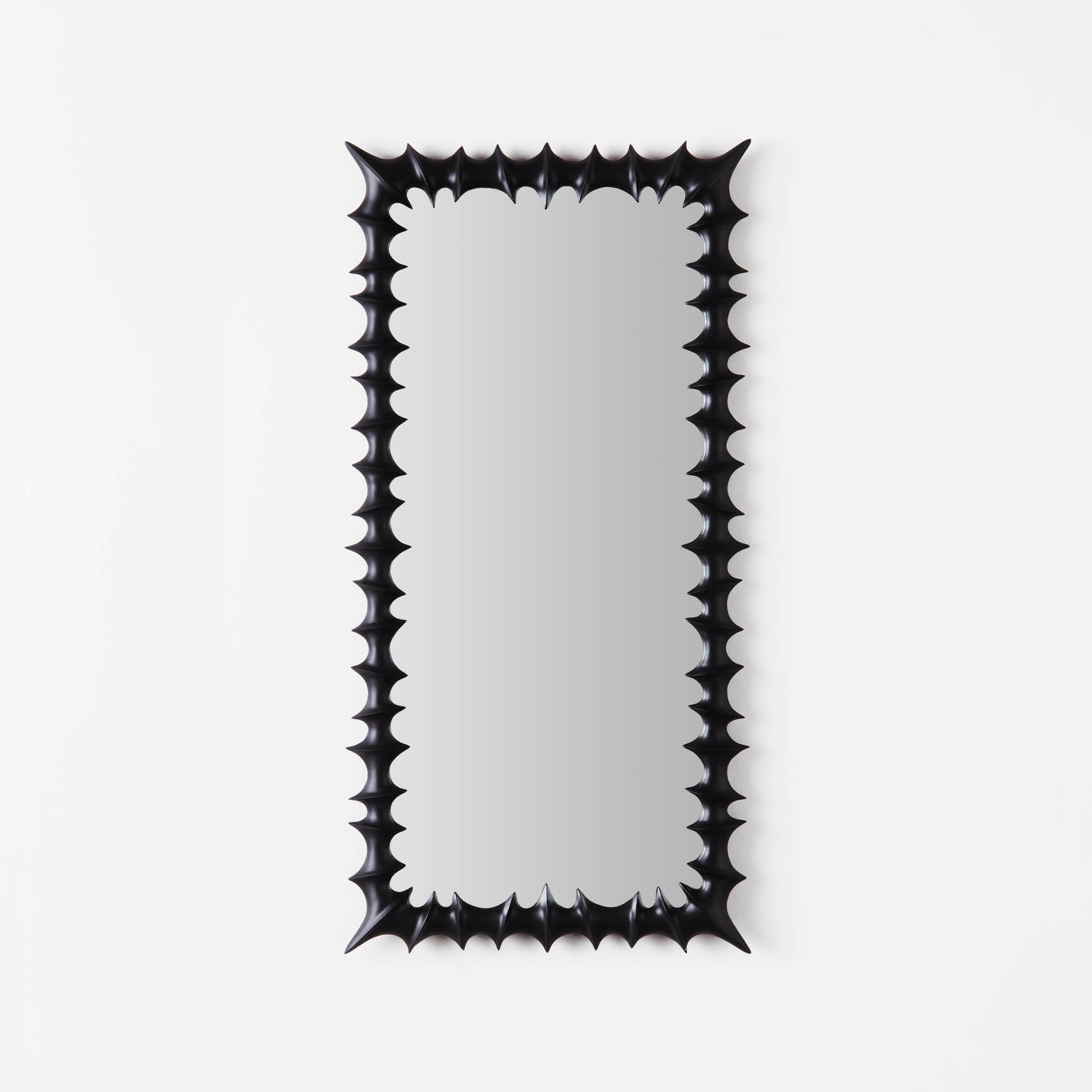 Produkt Brutalist Mirror Large Black des Herstellers Dusty deco anzeigen