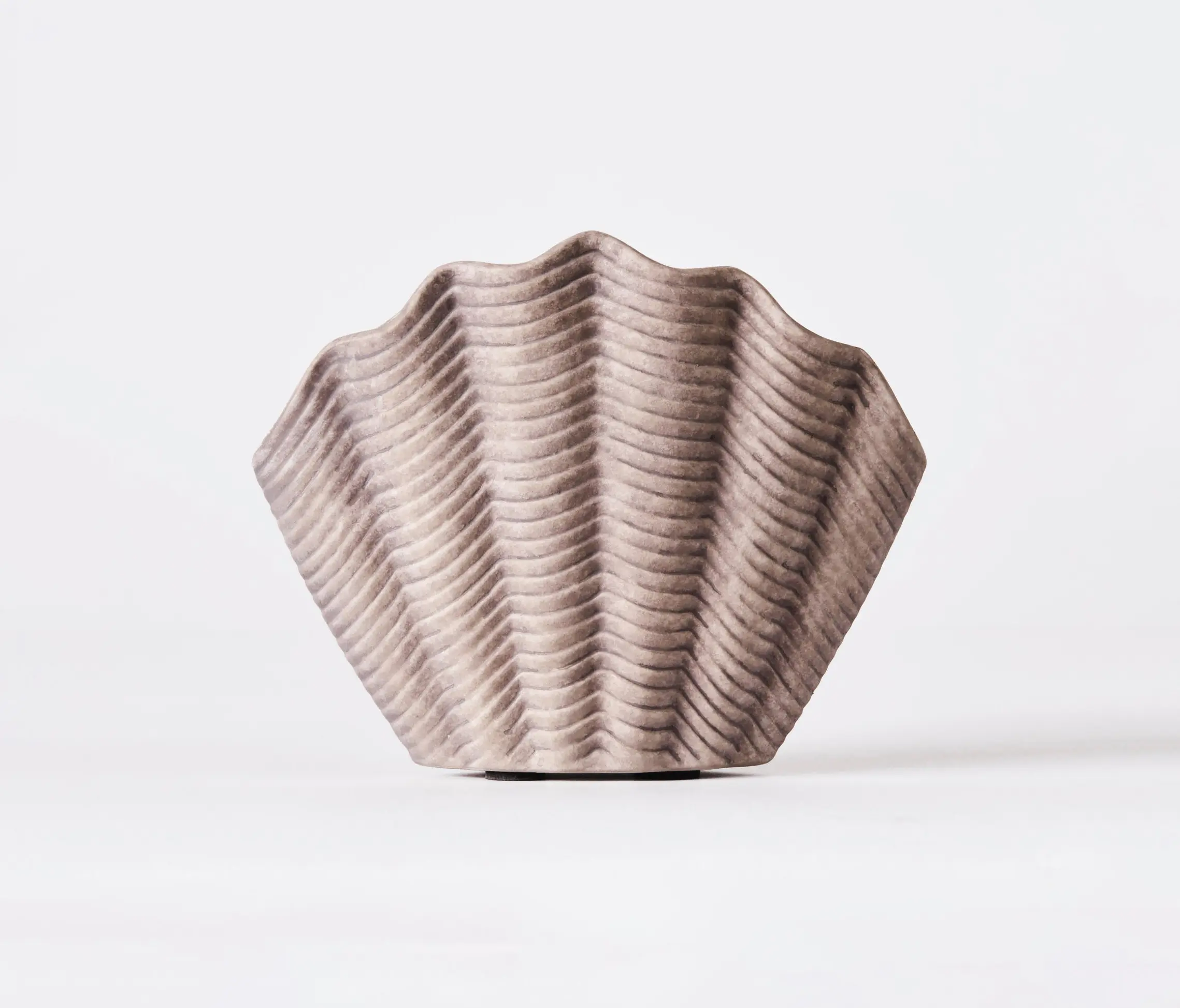 Dusty deco - Concha Vase Grey Medium