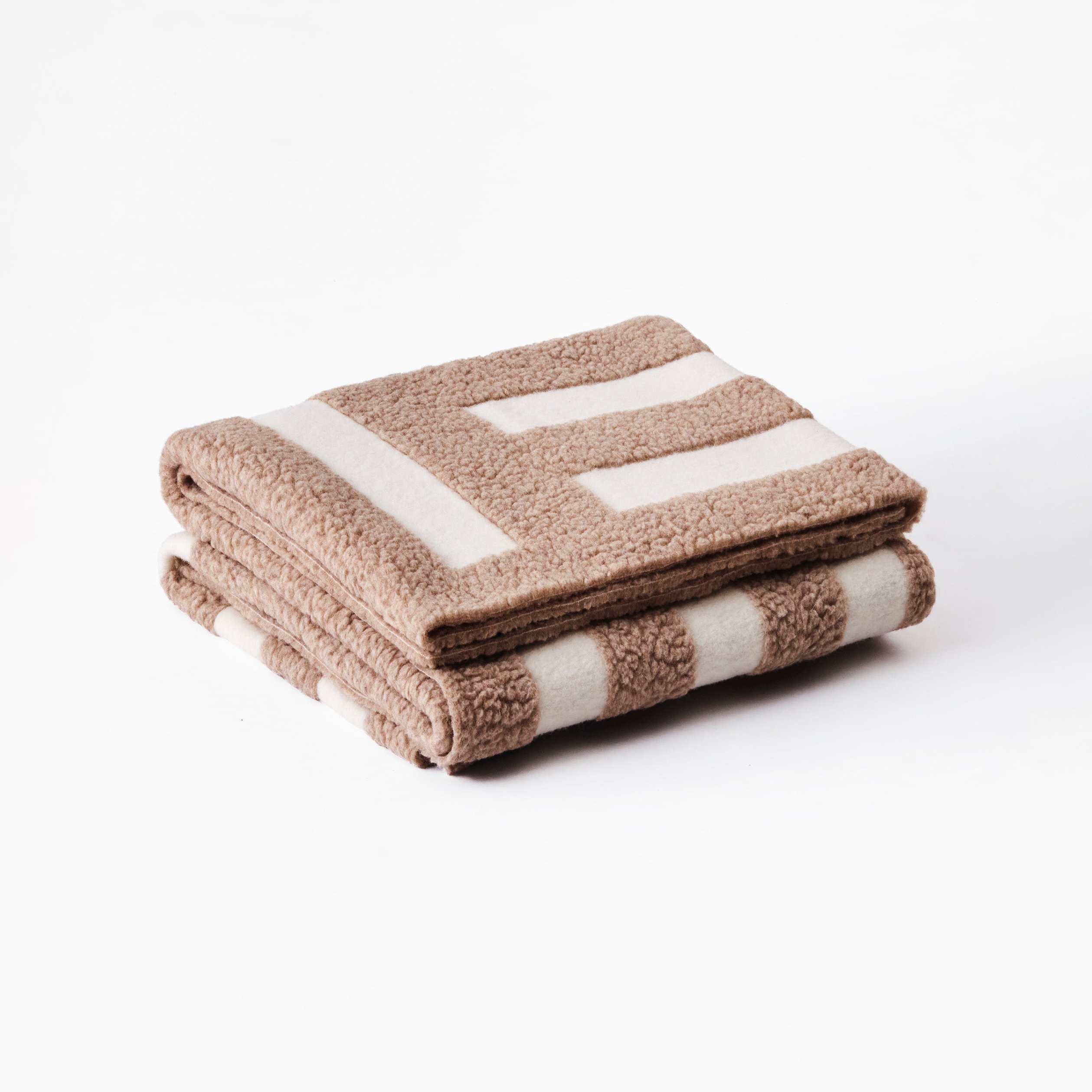 Mostra il prodotto Labyrinth Throw del produttore Dusty deco