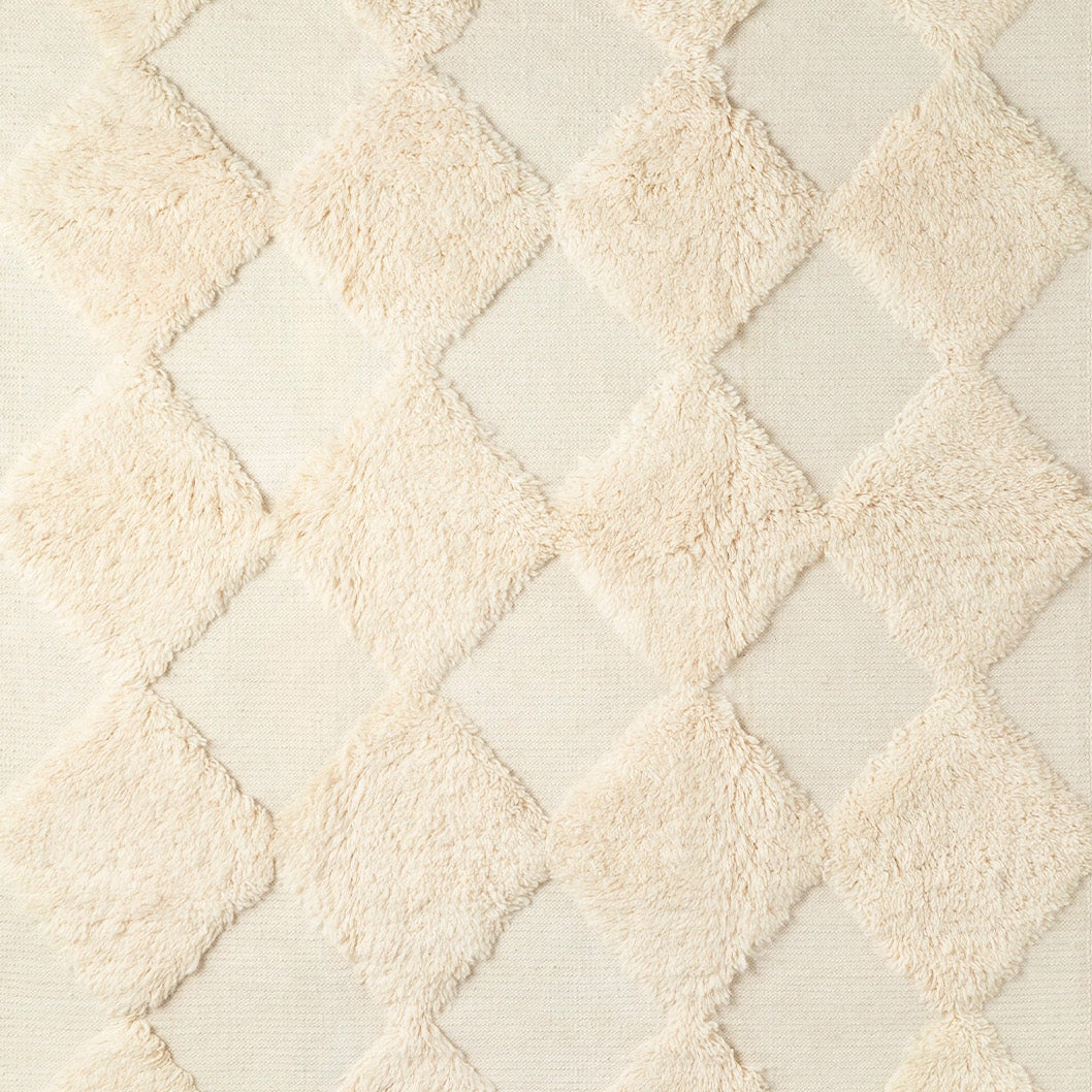 Chess Rya White Rug | 200 x 300cm