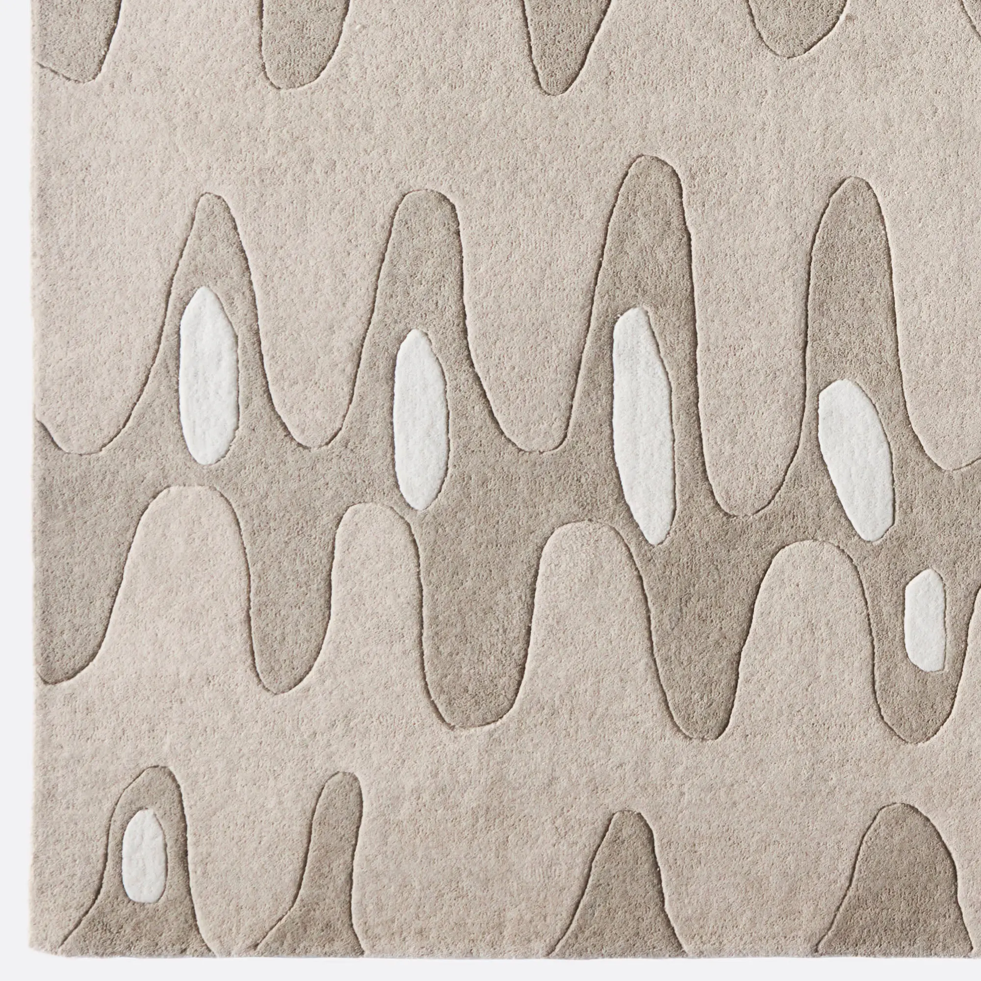 Dusty deco - Wavy Rug | 200 x 300cm