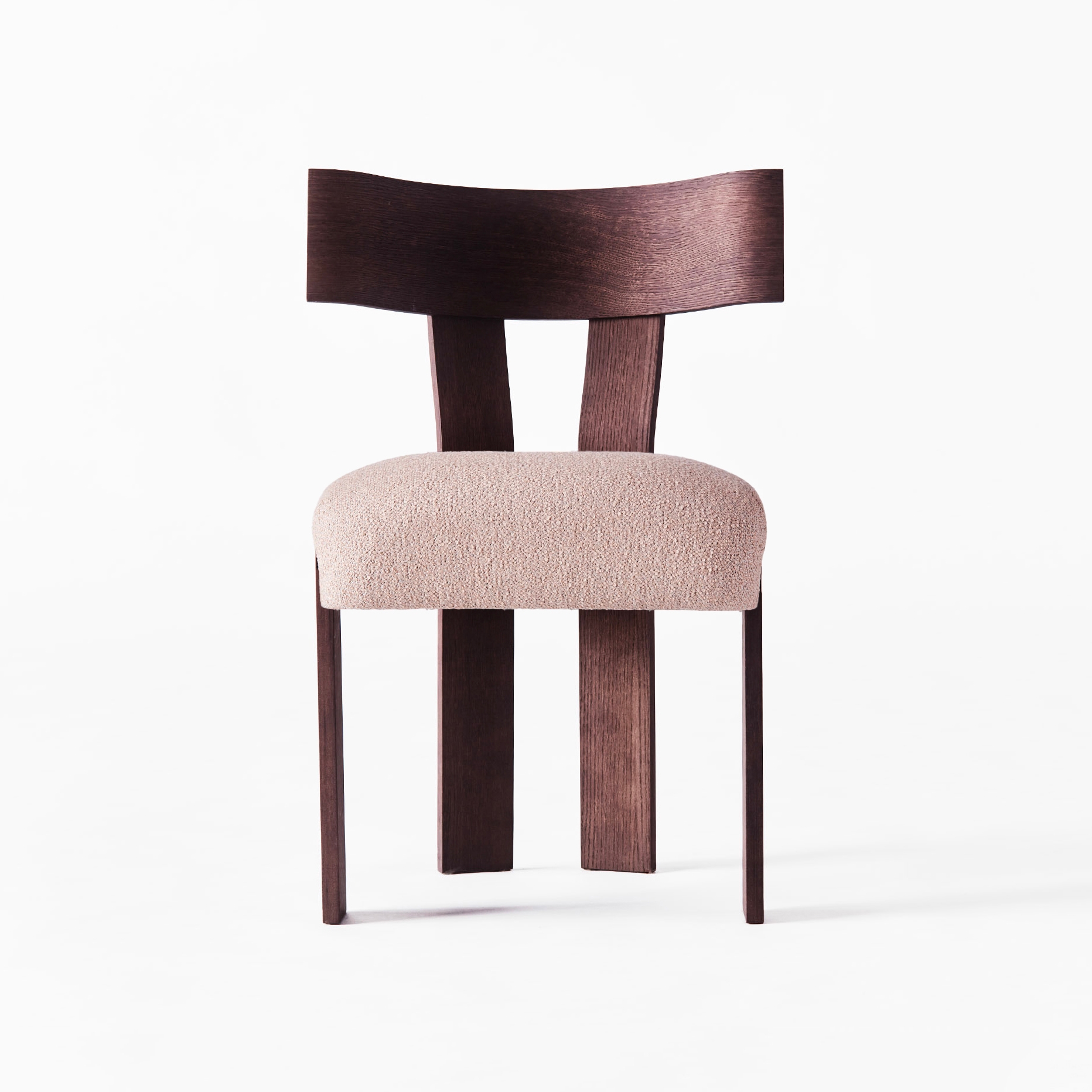 Vertoon produk Alba Chair Beige Pink van vervaardiger Dusty deco