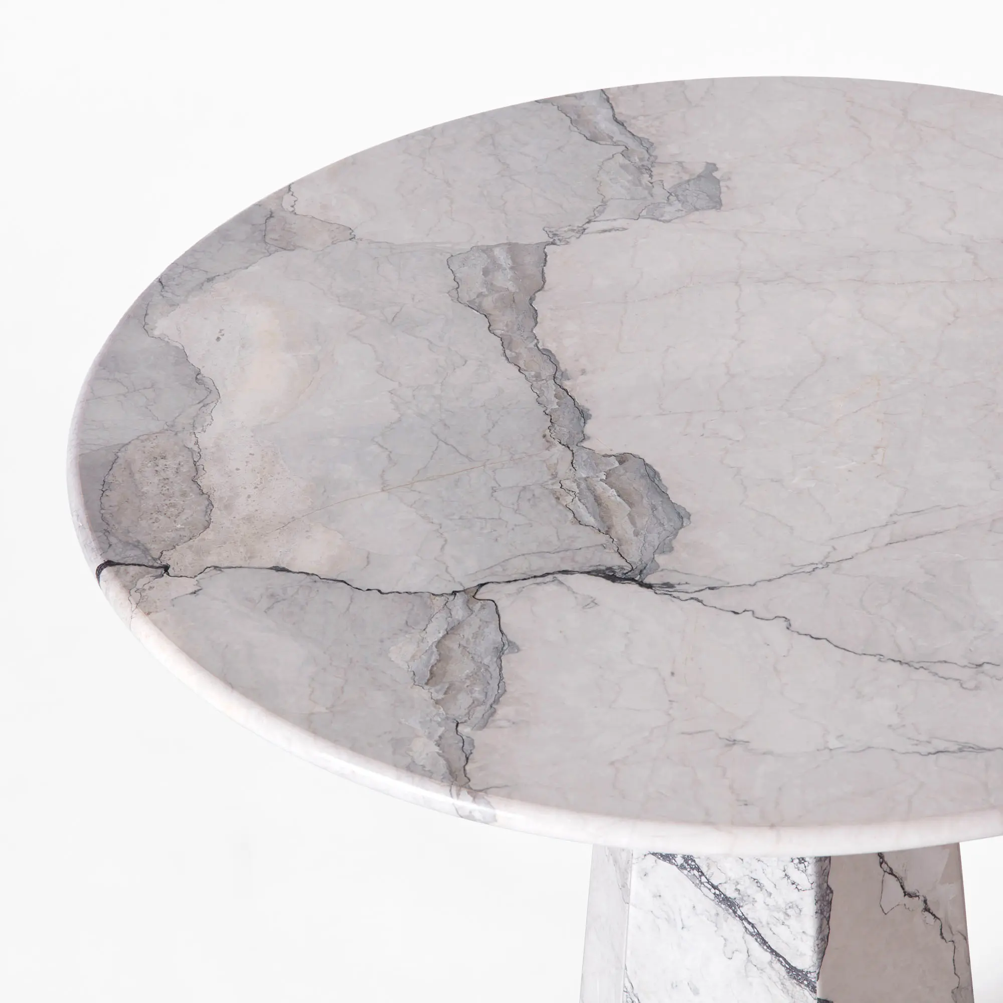 Dusty deco - Hexagon Dining Table Albanian Grey 120