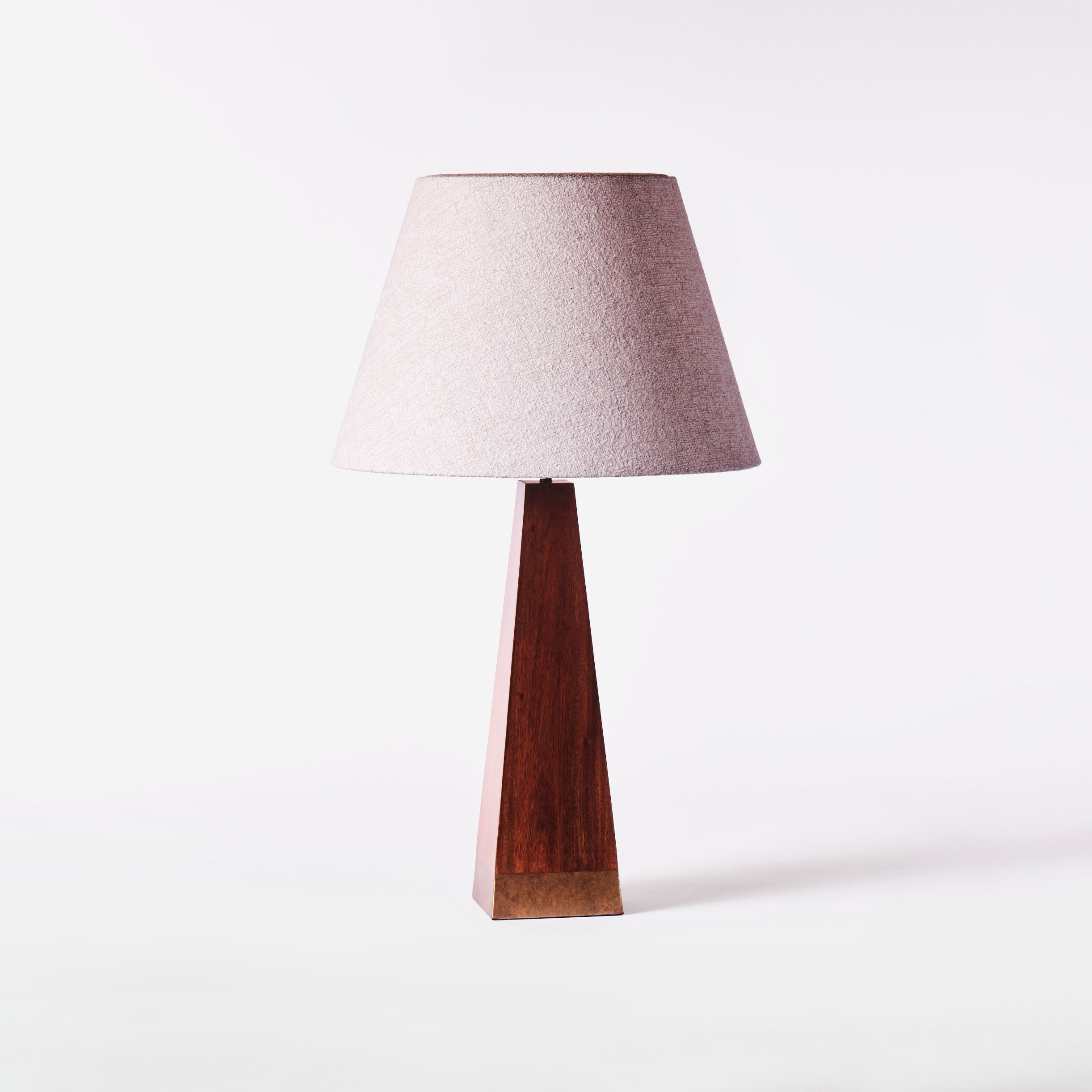 Display product Pyramid Table Lamp from manufacturer Dusty deco