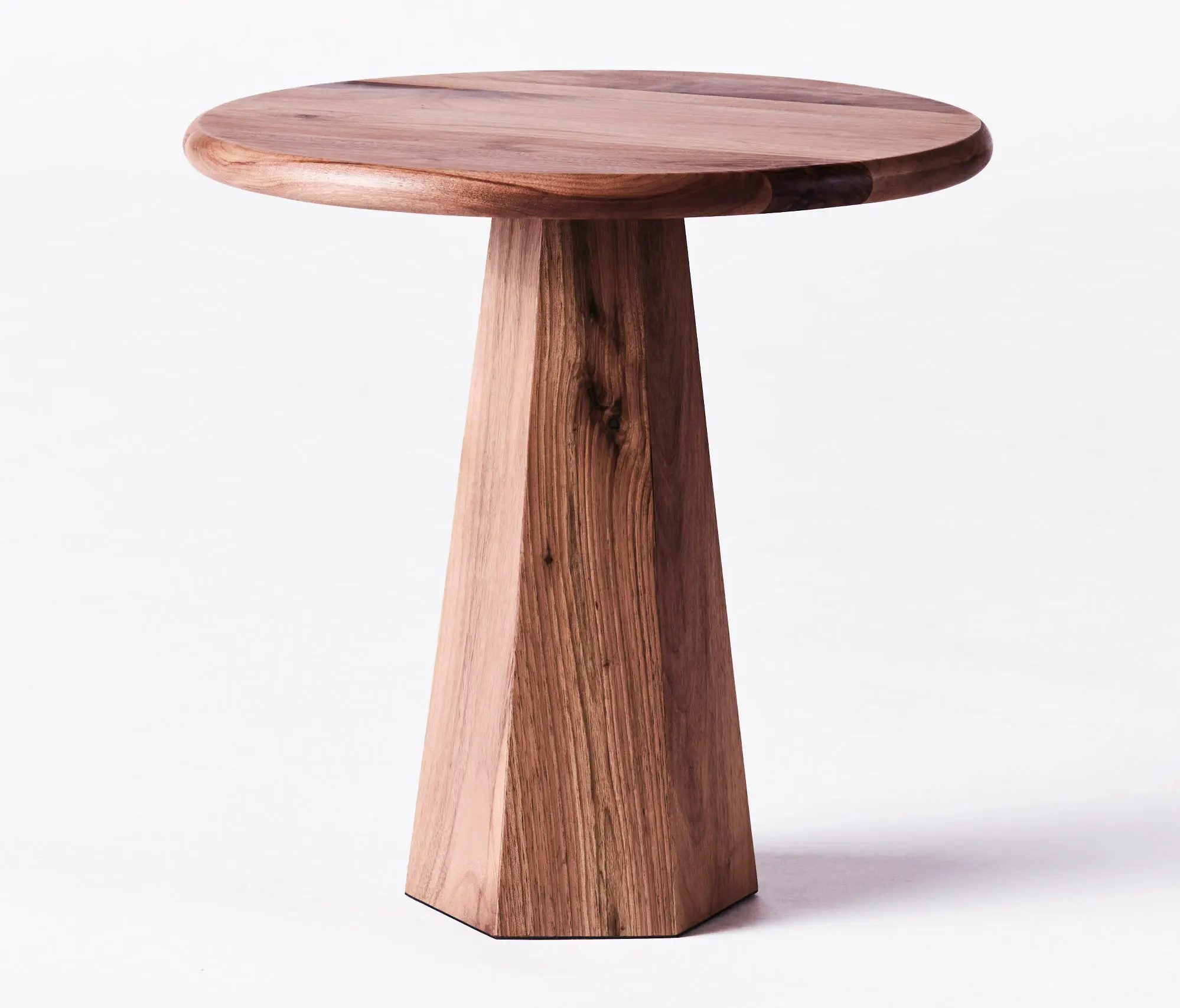 Dusty deco - Hexagon Side Table Walnut