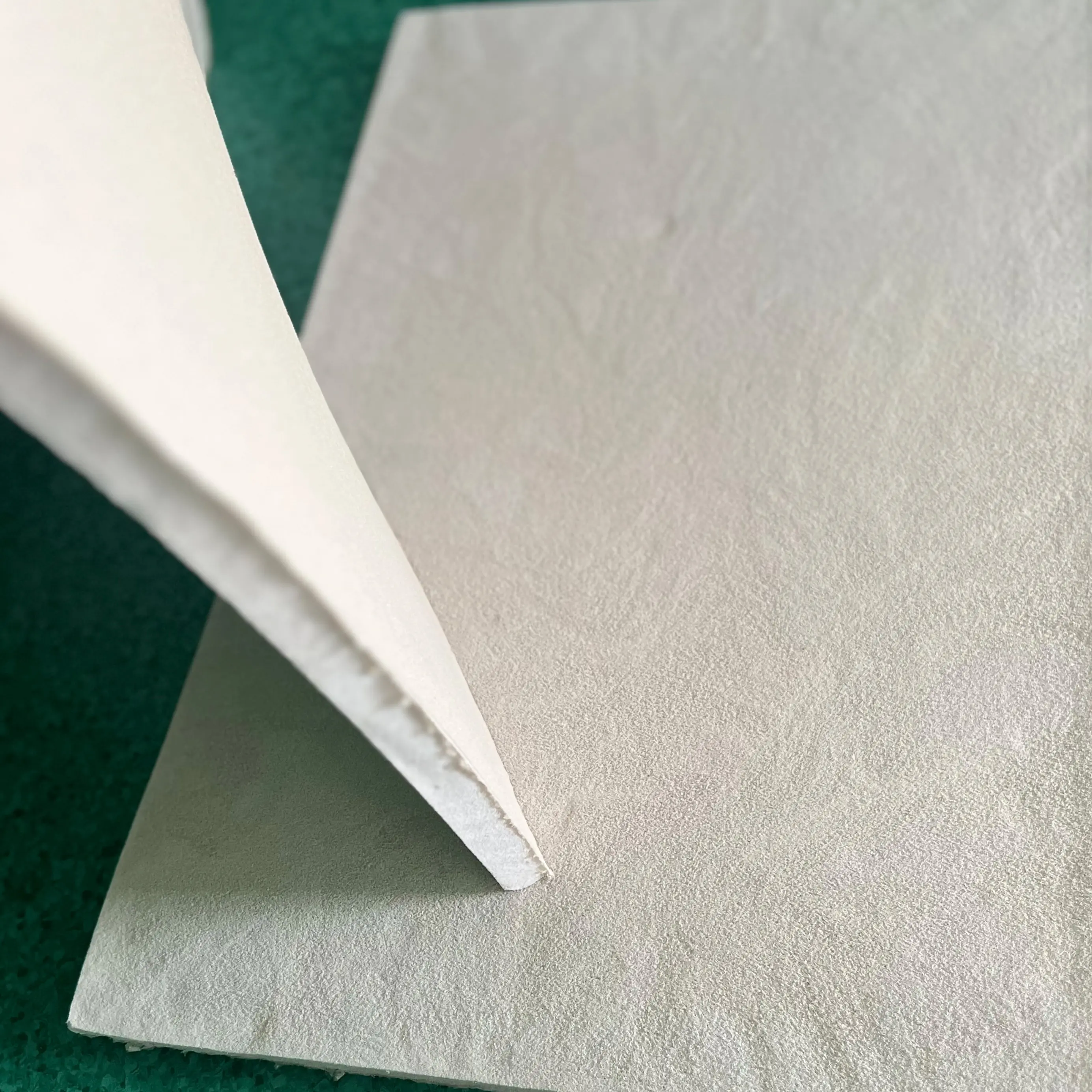 gallery-slide-0